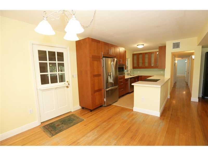 CORAL LAKE - Residential