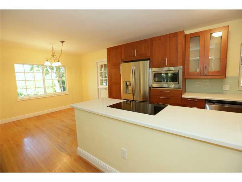 CORAL LAKE - Residential