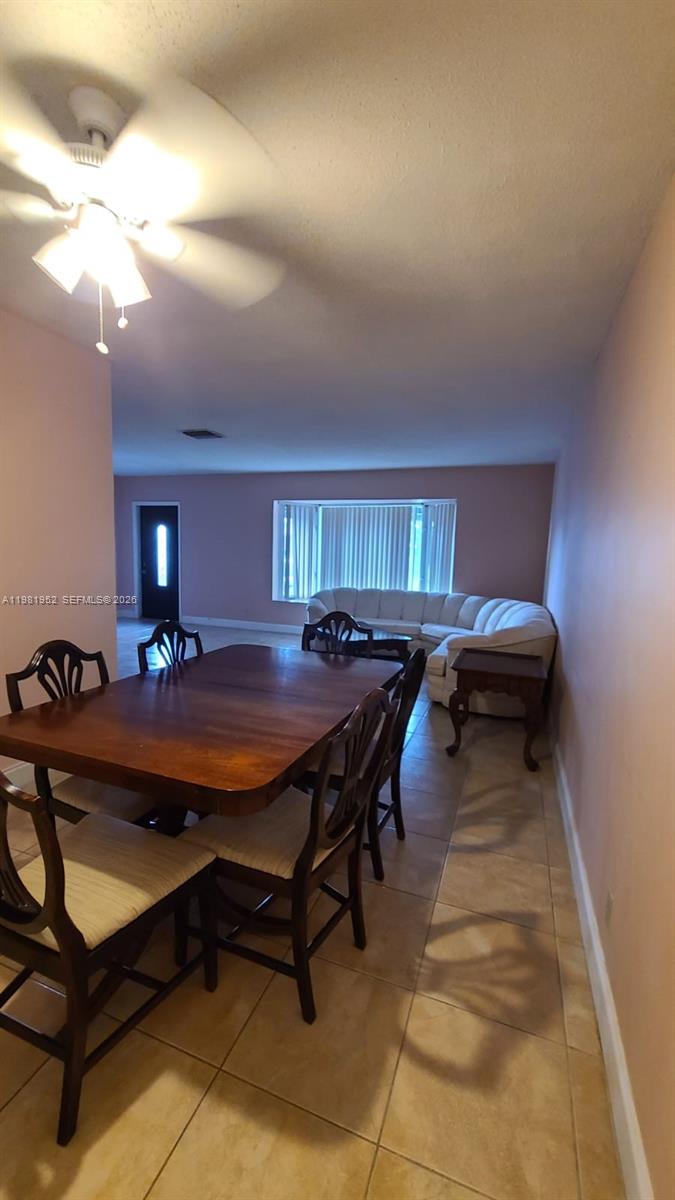 MAINLANDS OF TAMARAC LAKE - Residential Lease