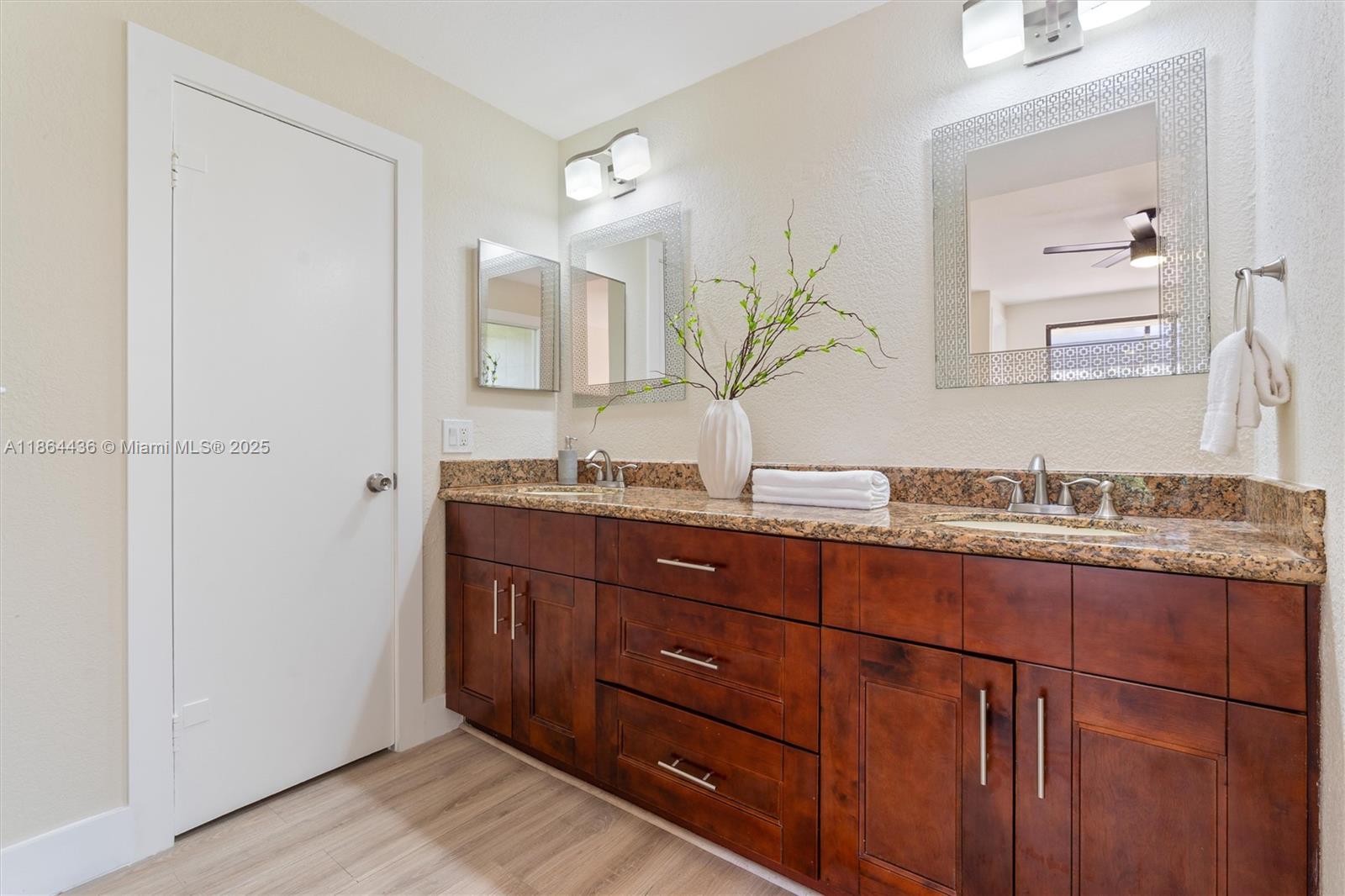 VILLAS AT WOODMONT TR 73 - Residential