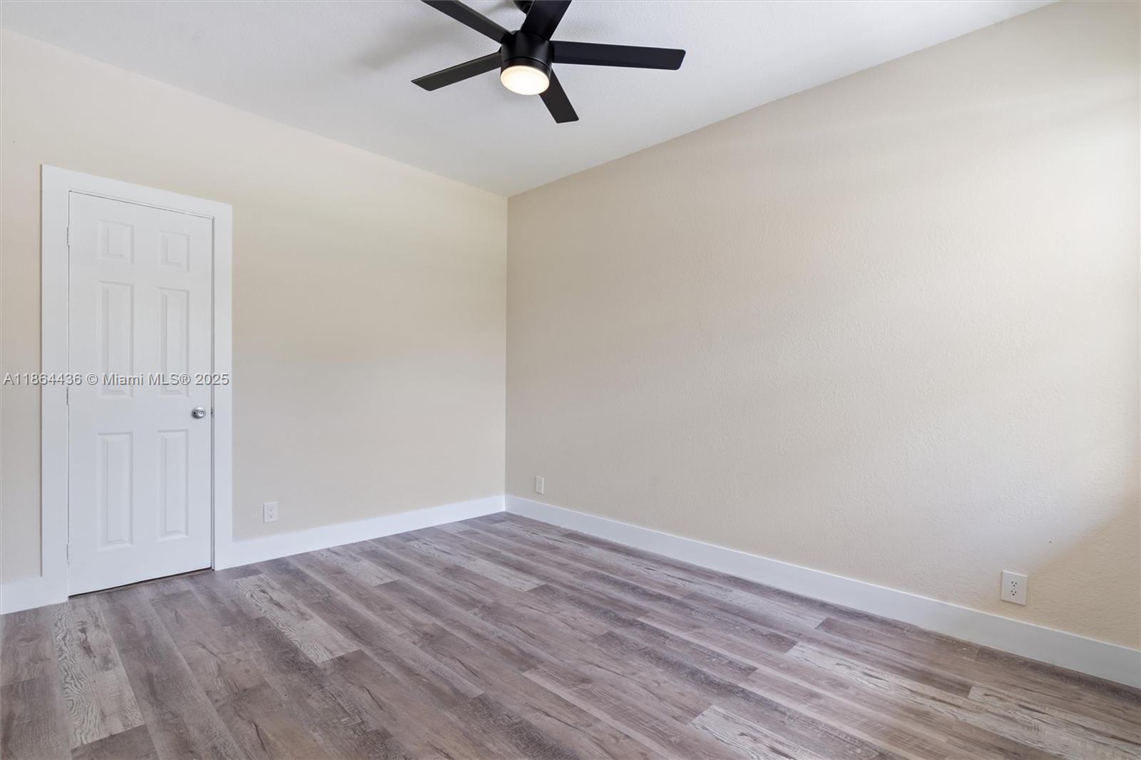 VILLAS AT WOODMONT TR 73 - Residential