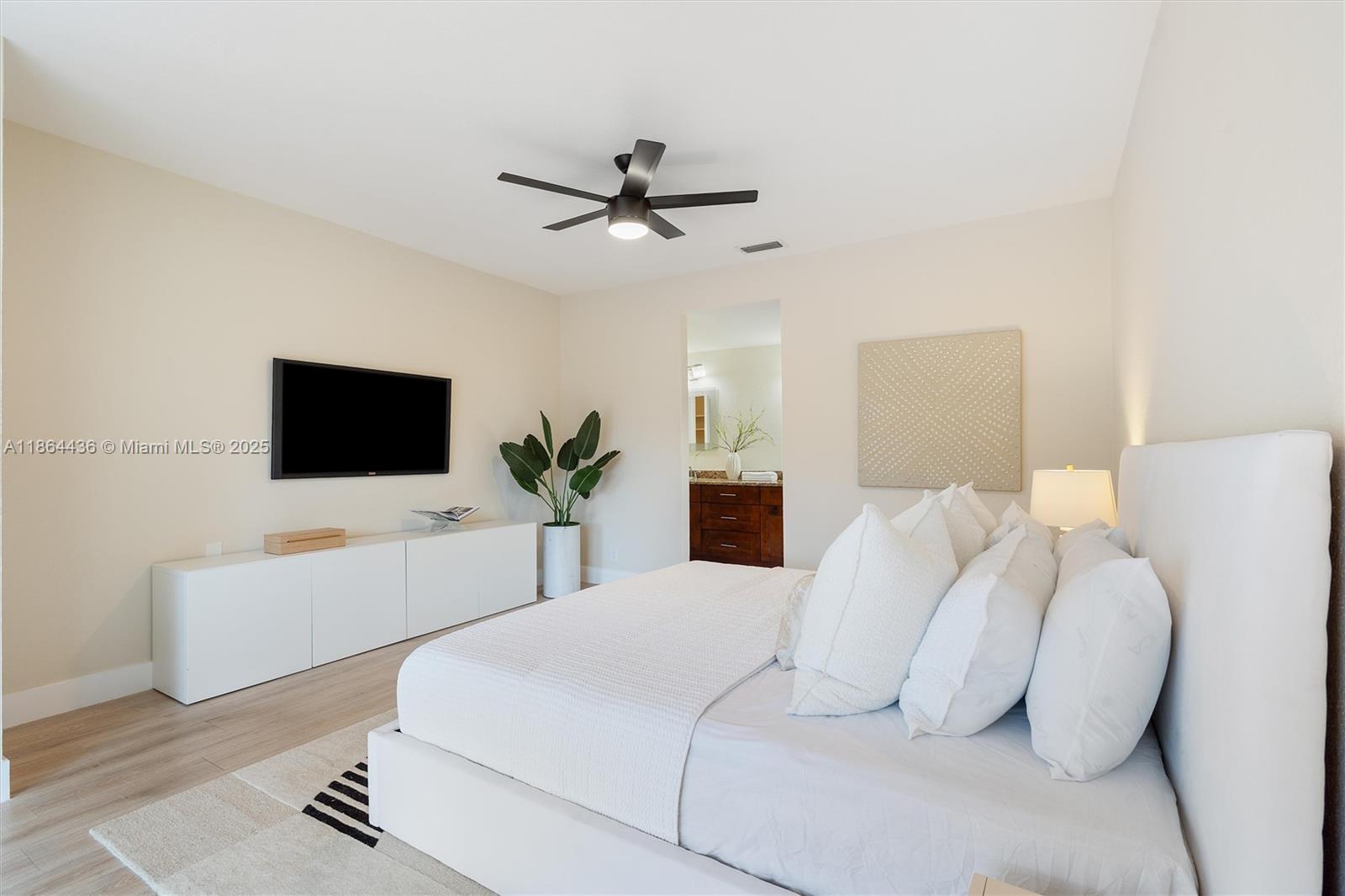 VILLAS AT WOODMONT TR 73 - Residential