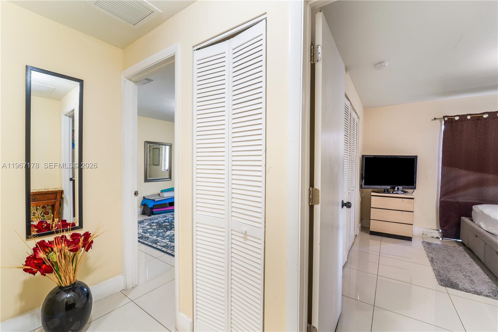 ORCHARD VILLA MANOR - Residential