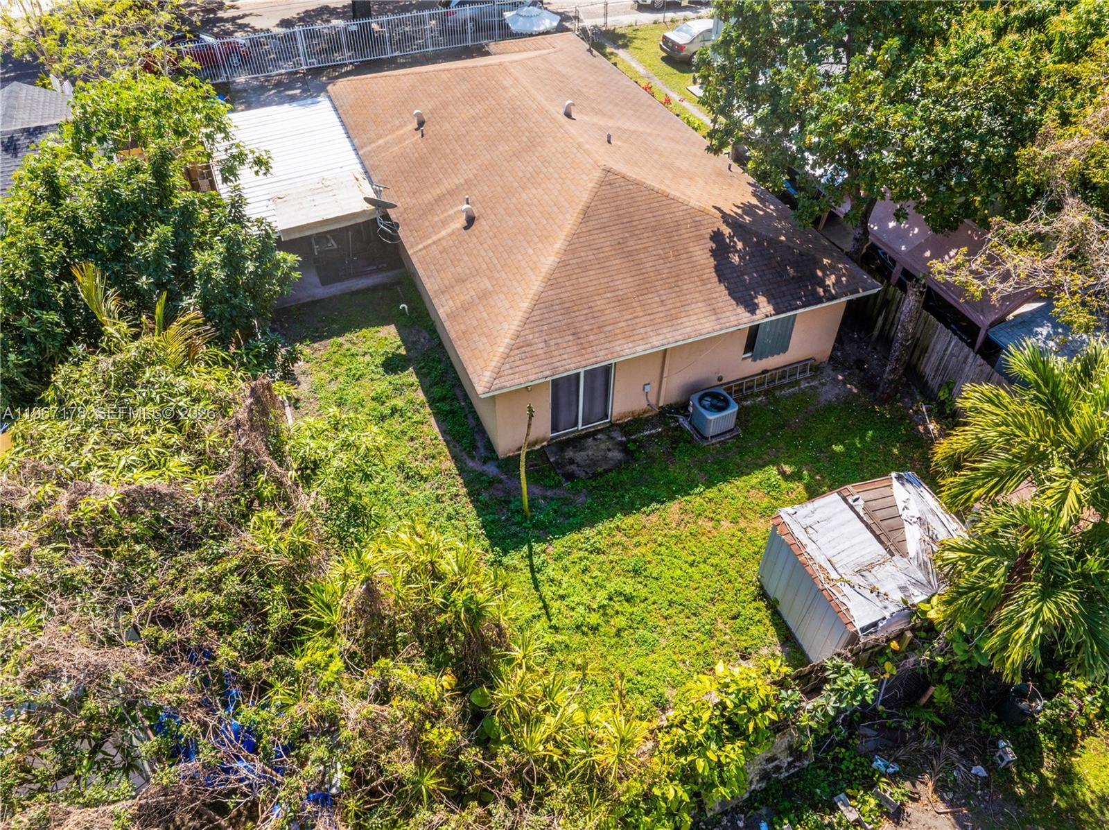 ORCHARD VILLA MANOR - Residential