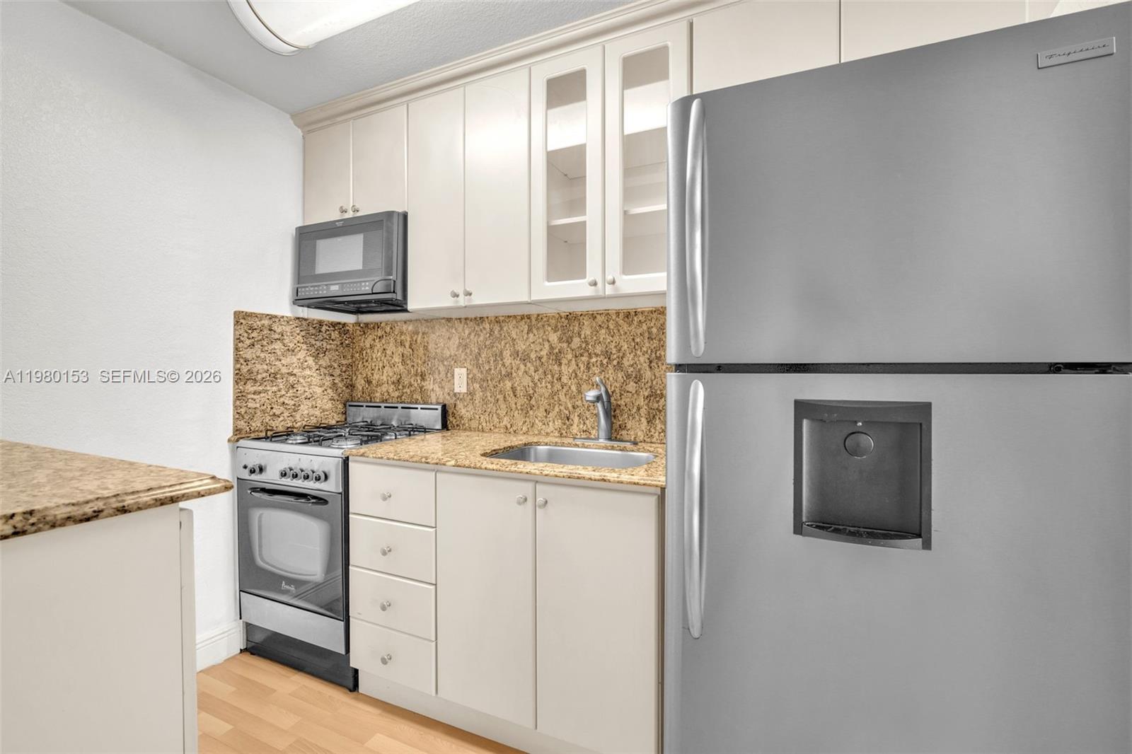 VIRGINIA POINTE CONDO - Residential Lease