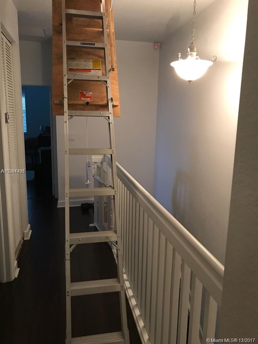 LAKES BY THE BAY EVE REPL - Residential Lease