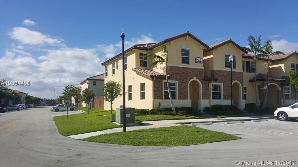 LAKES BY THE BAY EVE REPL - Residential Lease