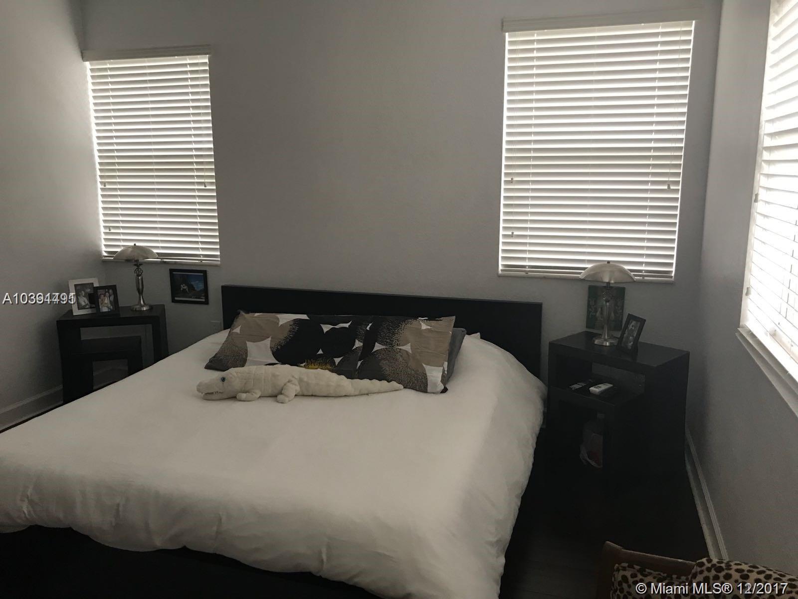 LAKES BY THE BAY EVE REPL - Residential Lease