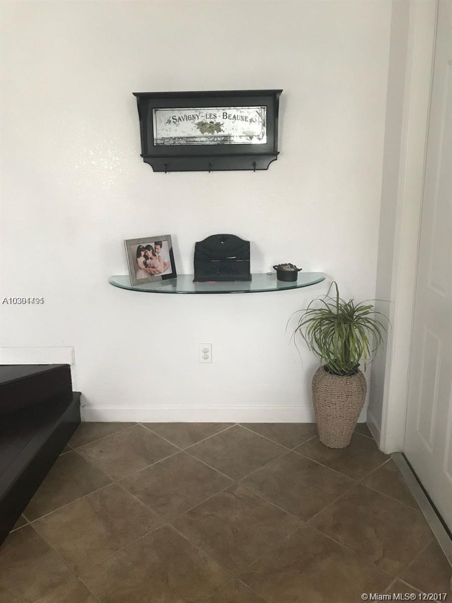 LAKES BY THE BAY EVE REPL - Residential Lease