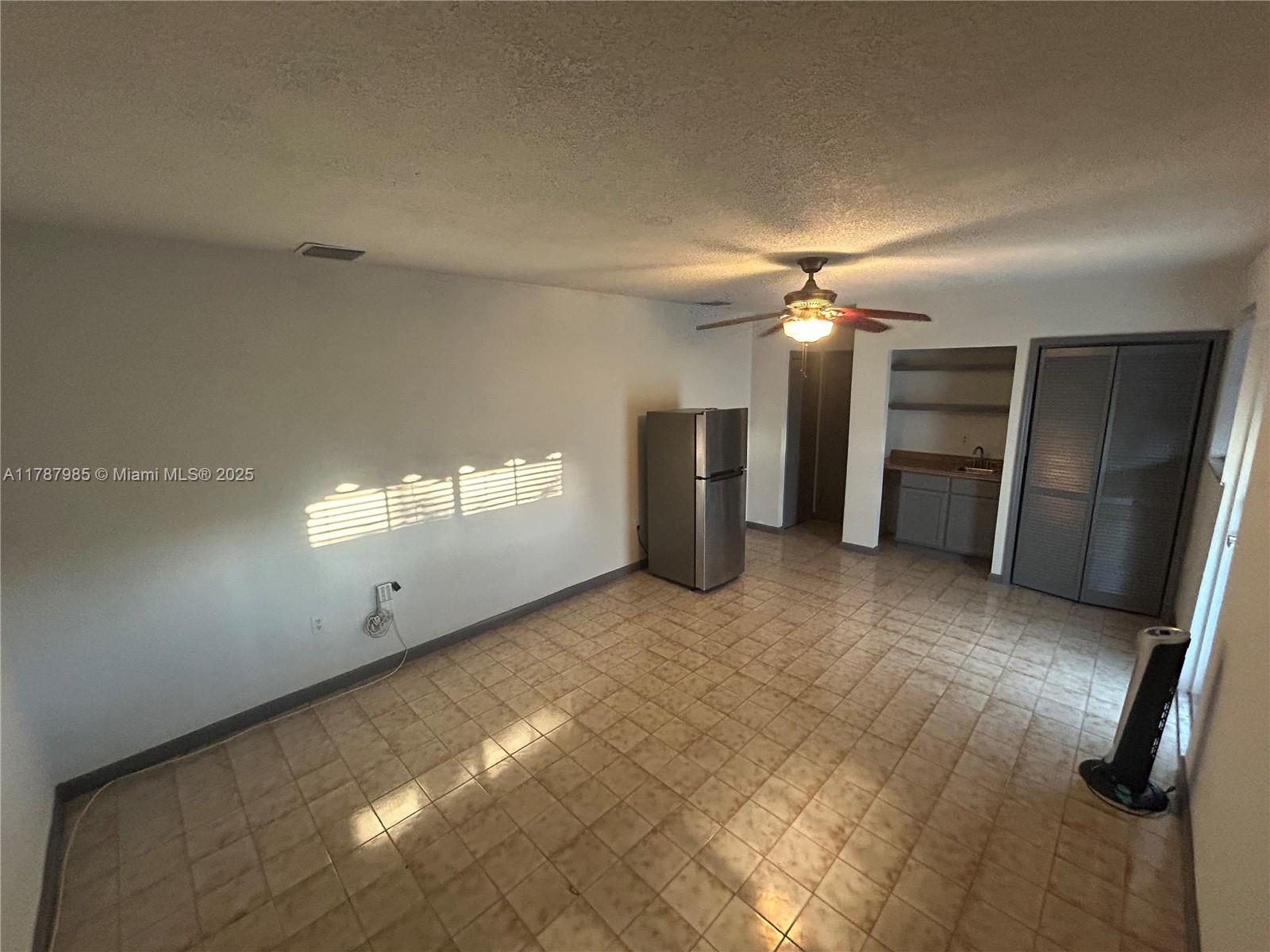 Rental Property at 5530 W 12th Ln 1, Hialeah, Miami-Dade County, Florida - Bedrooms: 1 
Bathrooms: 1  - $1,350 MO.