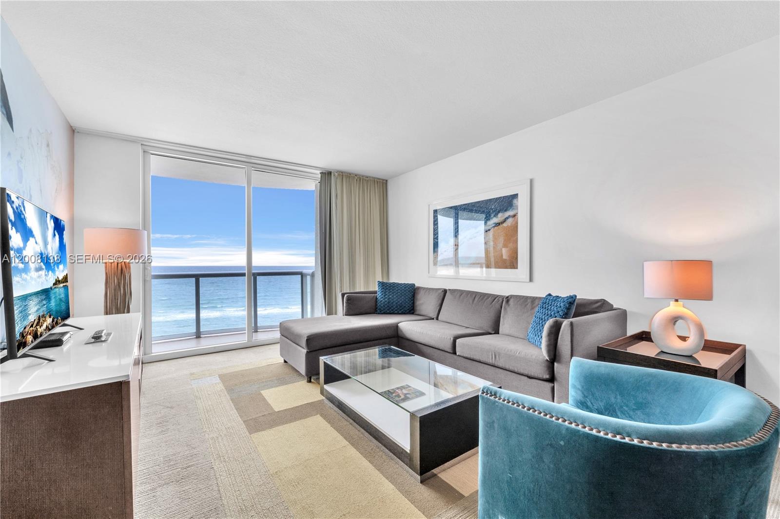 SOLE CONDO - Residential