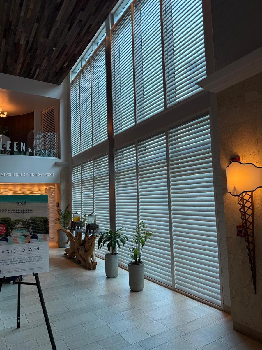 SOLE CONDO - Residential