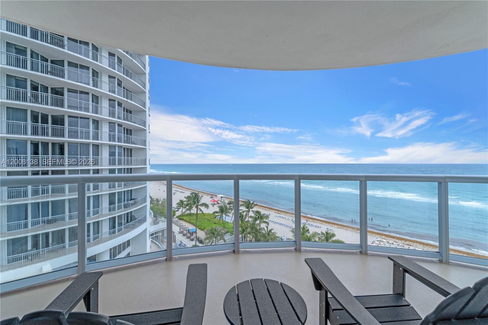 SOLE CONDO - Residential