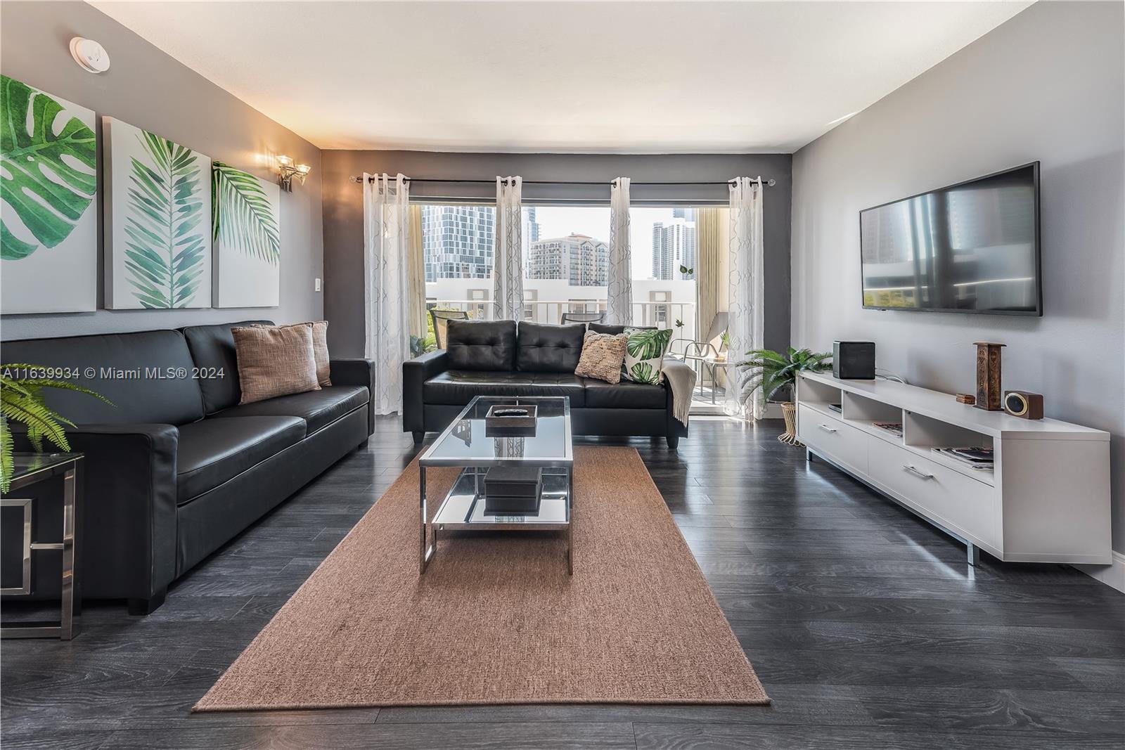 MARBELLA TOWER CONDO - Residential