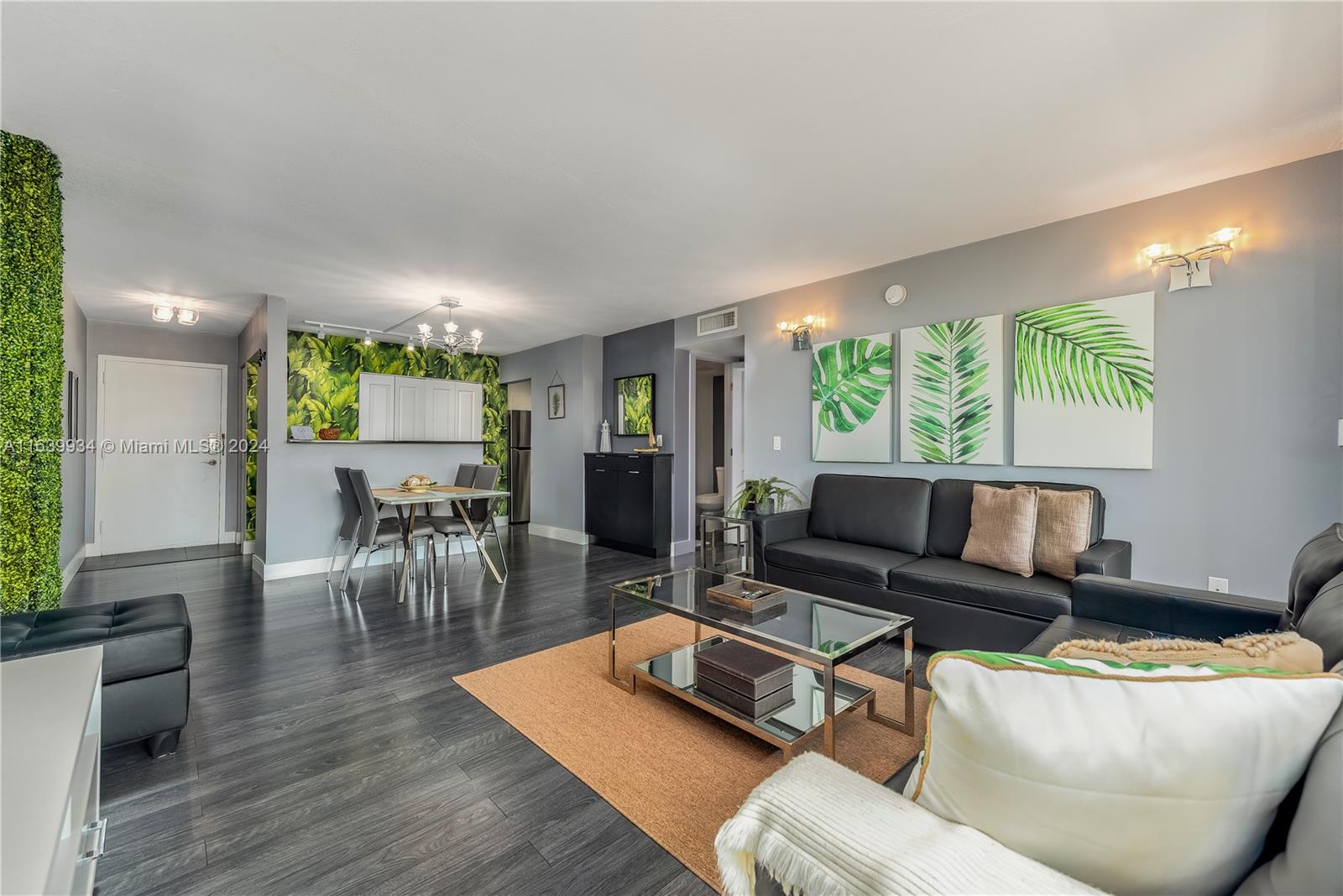 MARBELLA TOWER CONDO - Residential