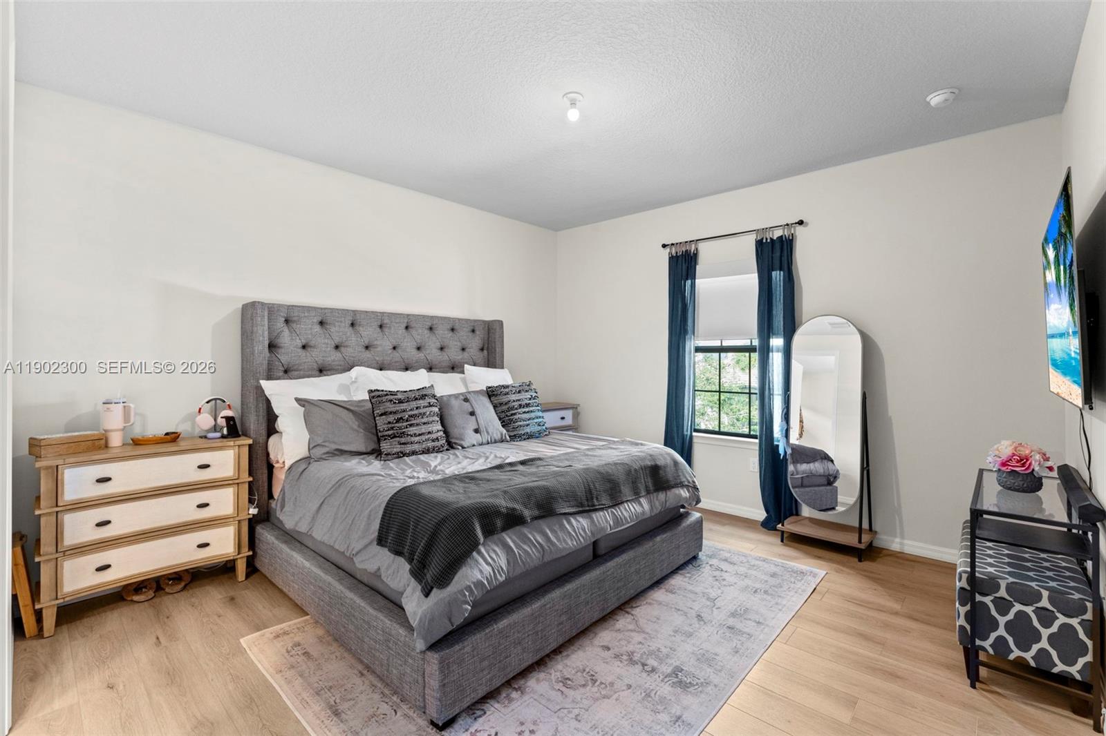 OAK TREE PROPERTY REDEVEL - Residential