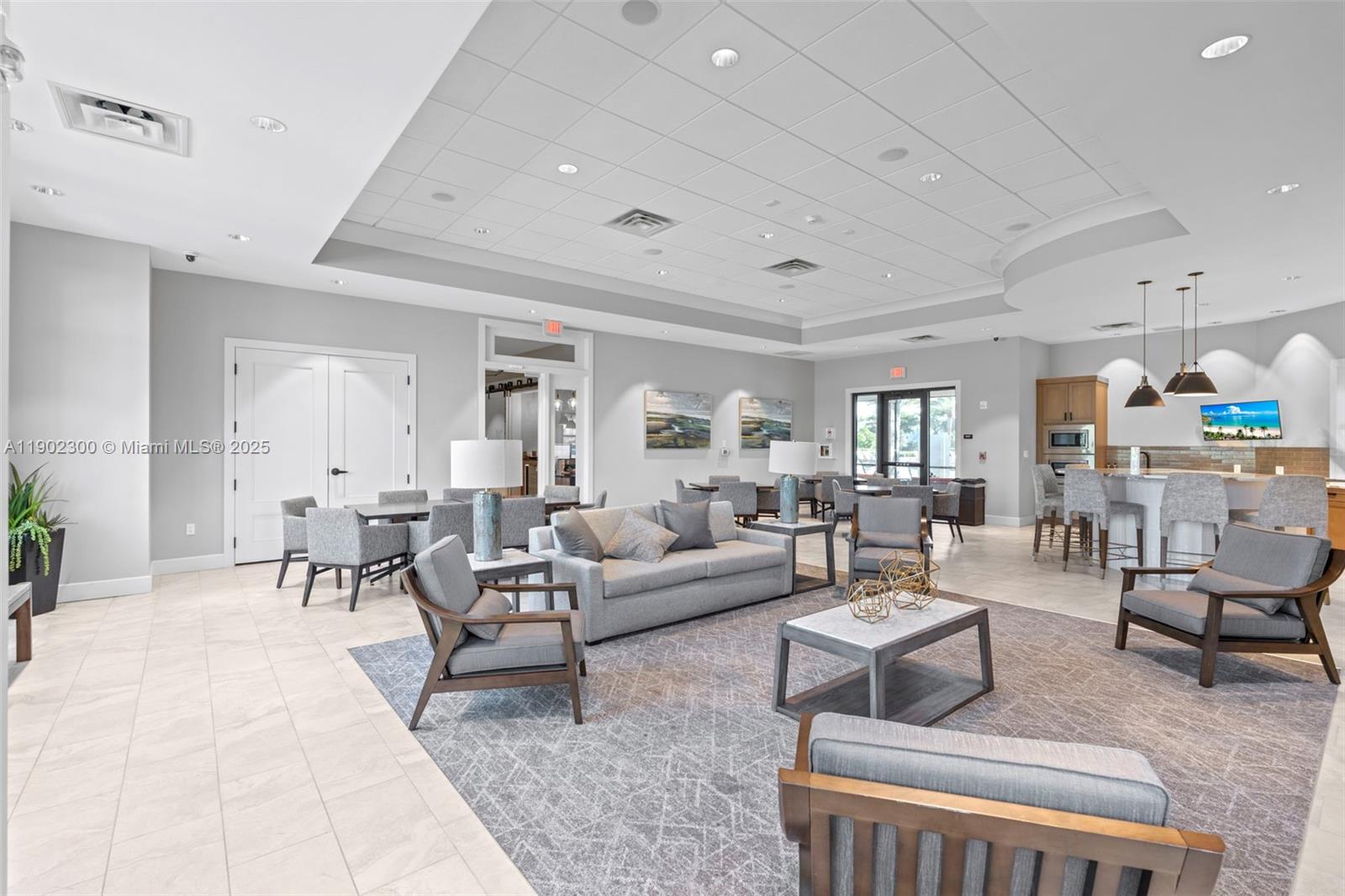 OAK TREE PROPERTY REDEVEL - Residential