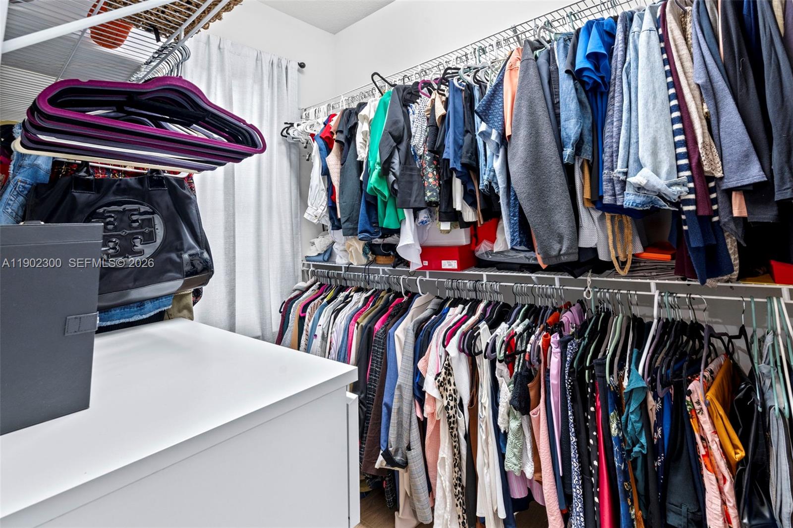 OAK TREE PROPERTY REDEVEL - Residential