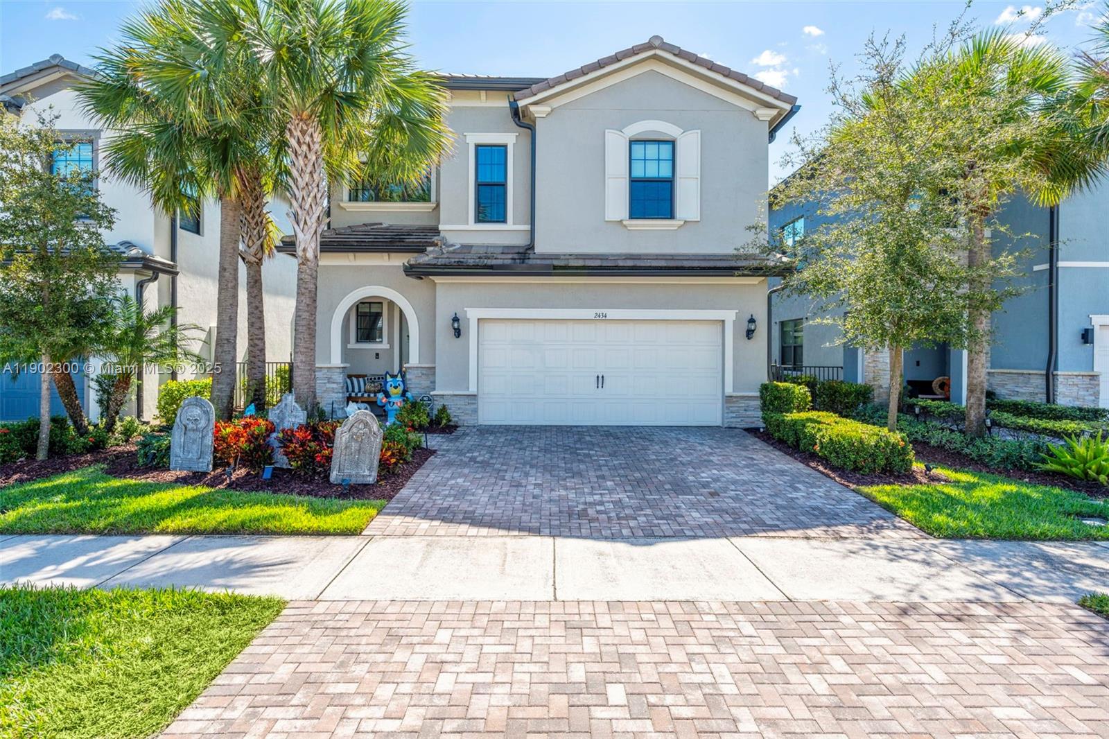 OAK TREE PROPERTY REDEVEL - Residential