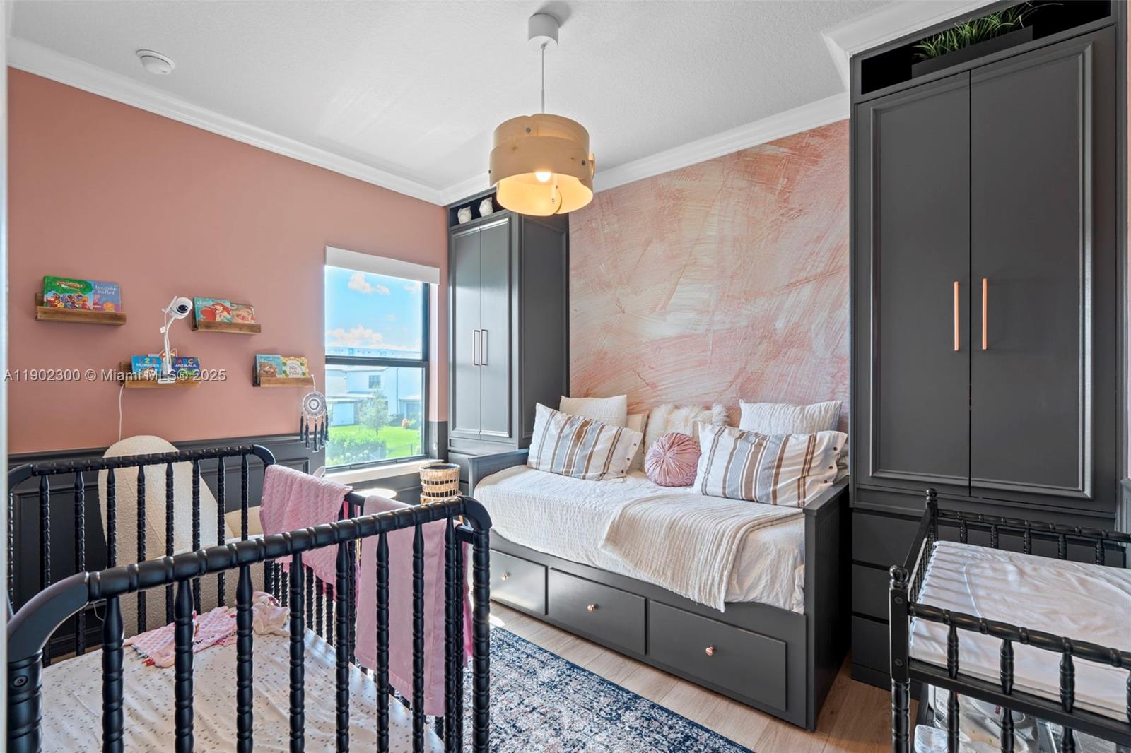 OAK TREE PROPERTY REDEVEL - Residential