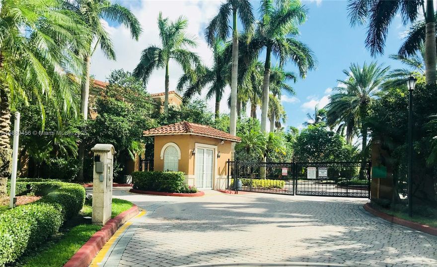 Great Community!!!! 2 bedroom and 1 bathroom condominium in the Carrington at Coconut Creek Community. Unit holds a spacious layout and patio area. Minutes away from Sawgrass Expressway with great amenities including: Pool, Common Areas, Gated, Tennis Courts and much more, bring your best client, they will love it!!! ONLY TWO MONTHS REQUIRED TO MOVE IN!!!