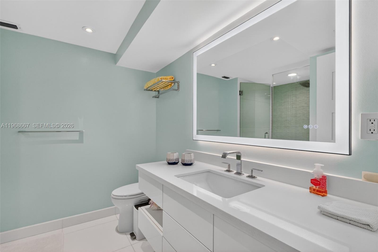 MAR-AZUL CONDO - Residential