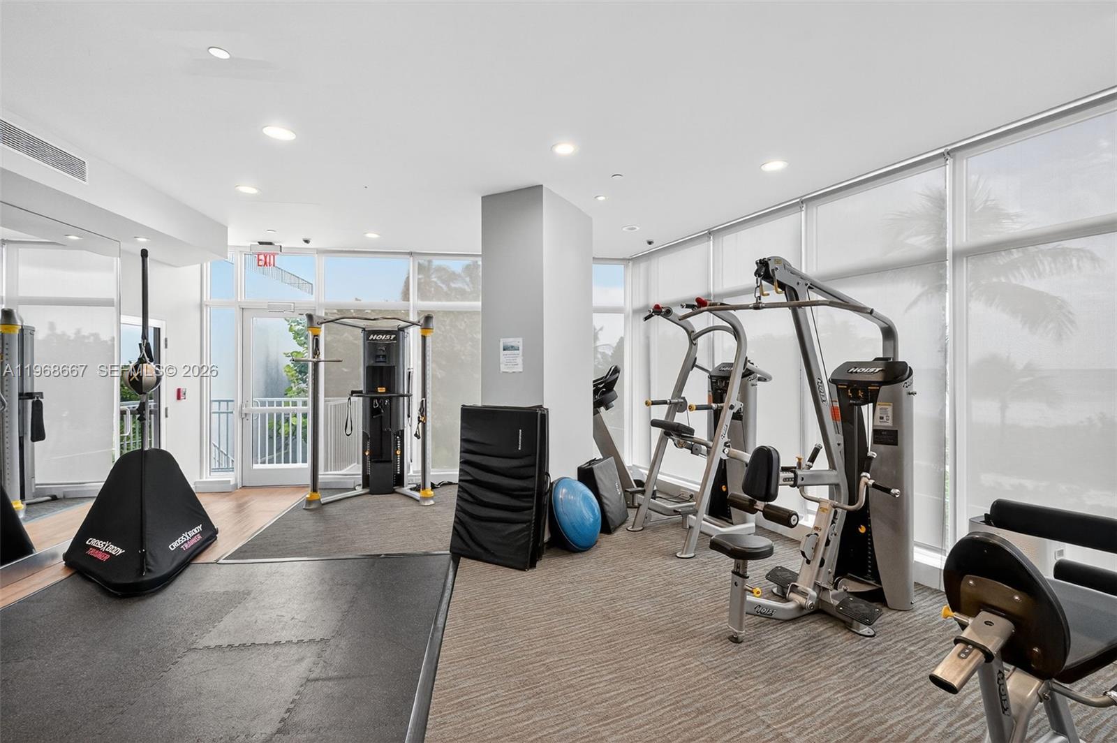 MAR-AZUL CONDO - Residential