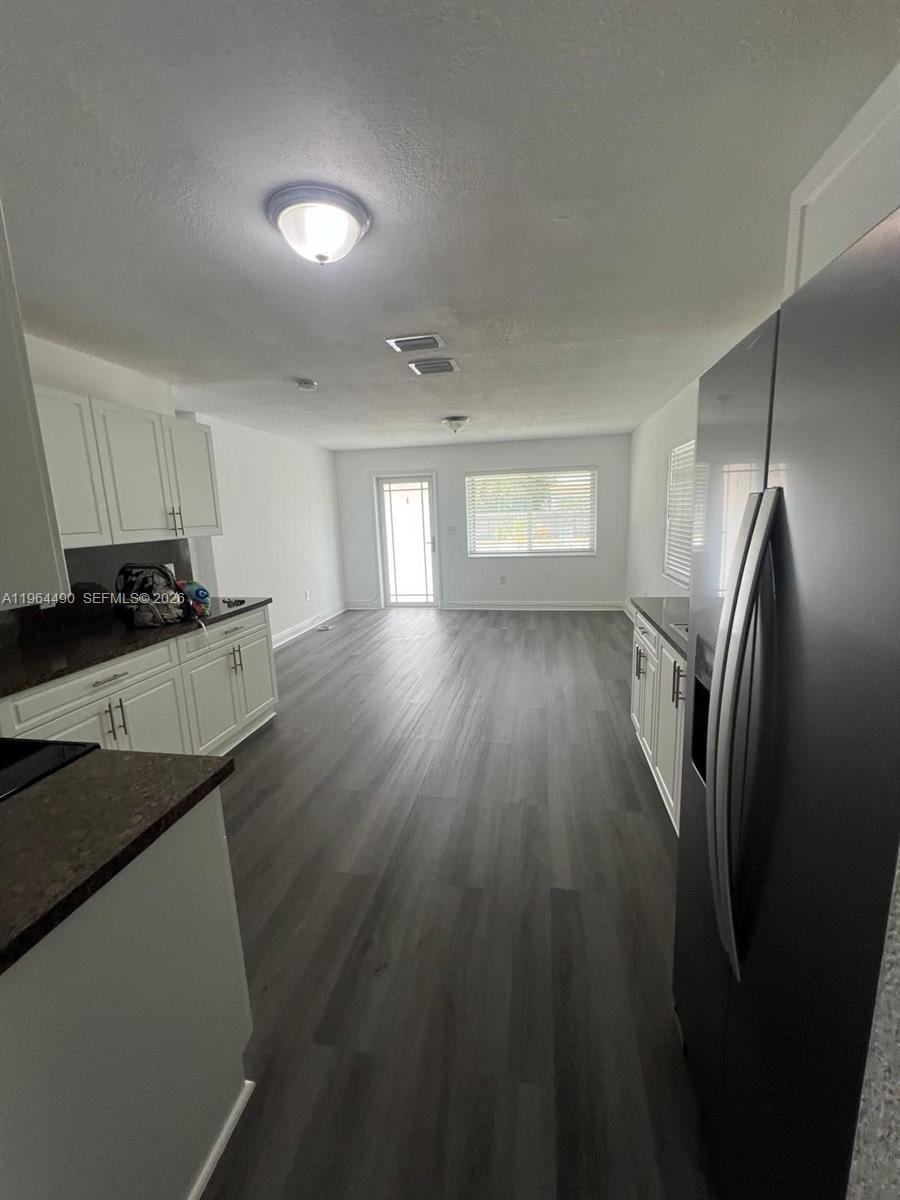 LAUDERDALE MANOR HOMESITE - Residential