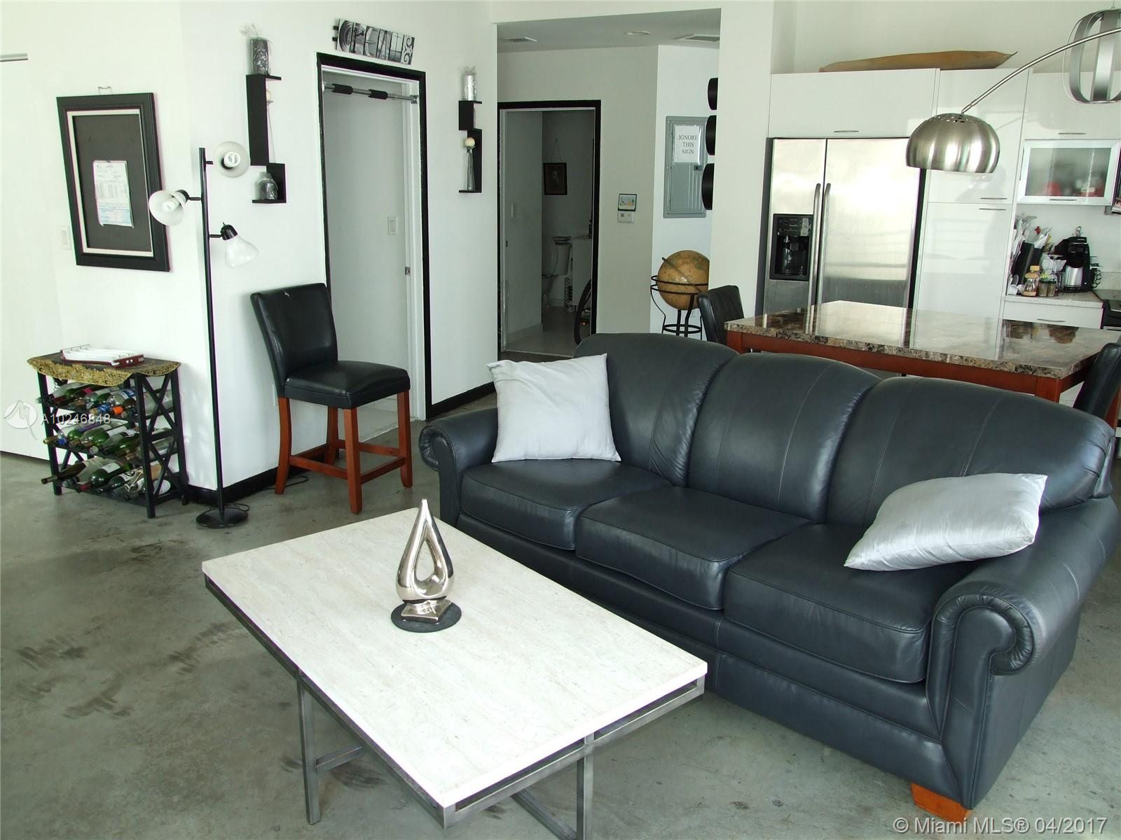 THE LOFT DOWNTOWN II COND - Residential Lease