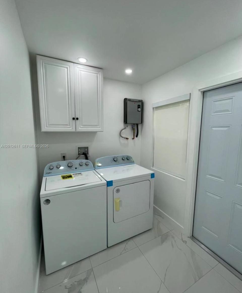 MELROSE HGTS SEC 4 - Residential Lease
