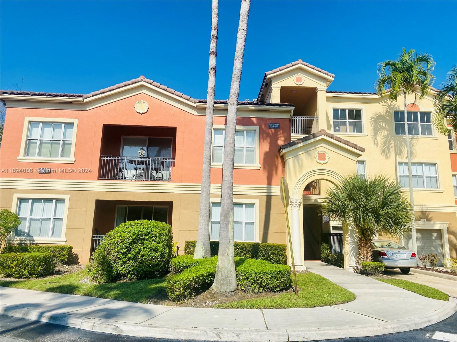 Property for Sale at 4402 Sw 160th Ave 926, Miramar, Broward County, Florida - Bedrooms: 2 
Bathrooms: 2  - $355,000