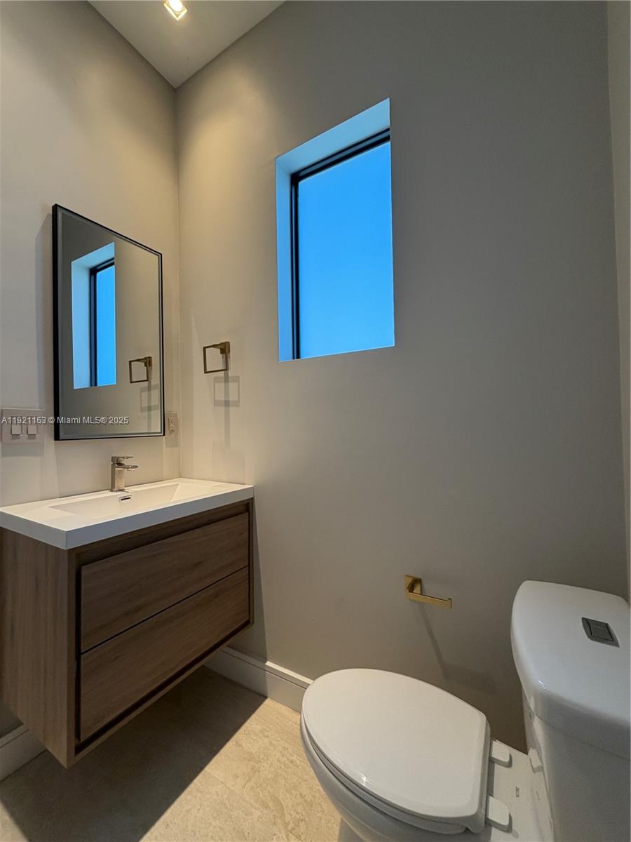 HOLLYWOOD LAKES SECTION 1 - Residential