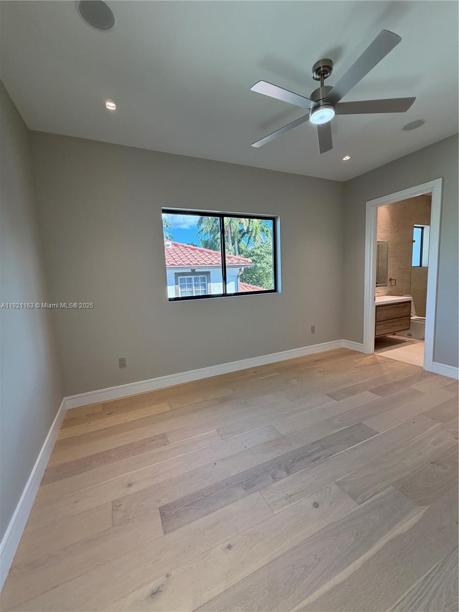 HOLLYWOOD LAKES SECTION 1 - Residential