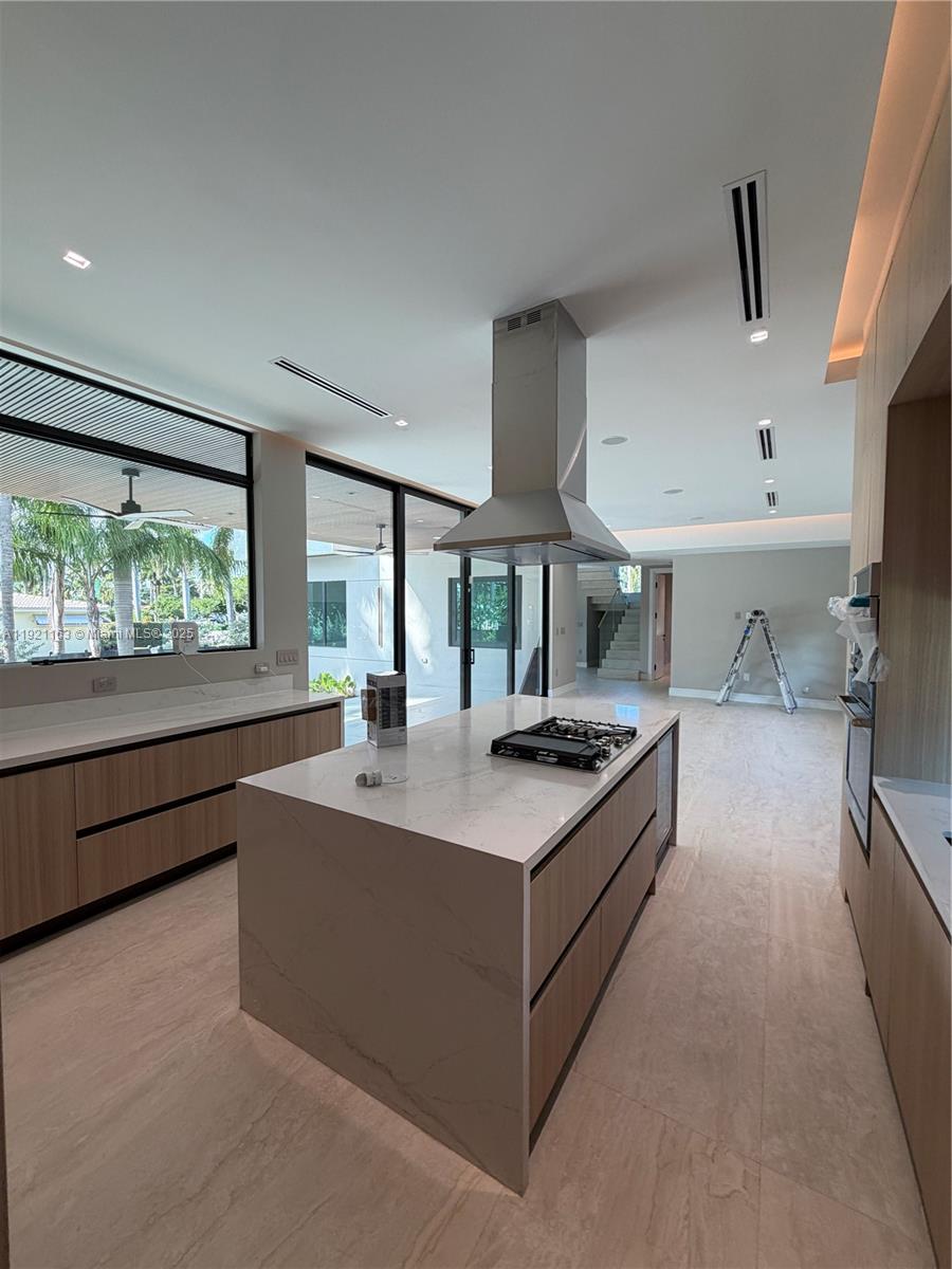 HOLLYWOOD LAKES SECTION 1 - Residential