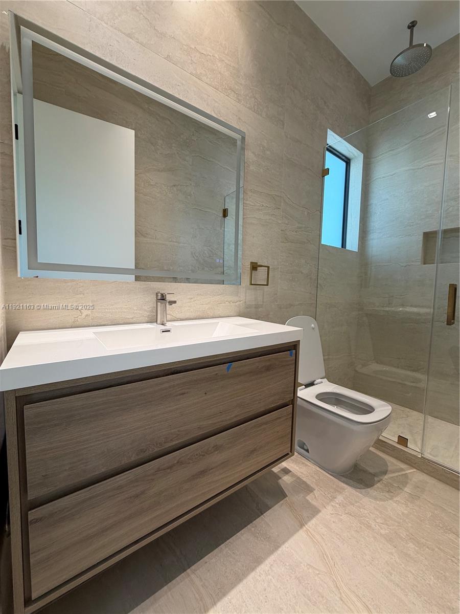 HOLLYWOOD LAKES SECTION 1 - Residential