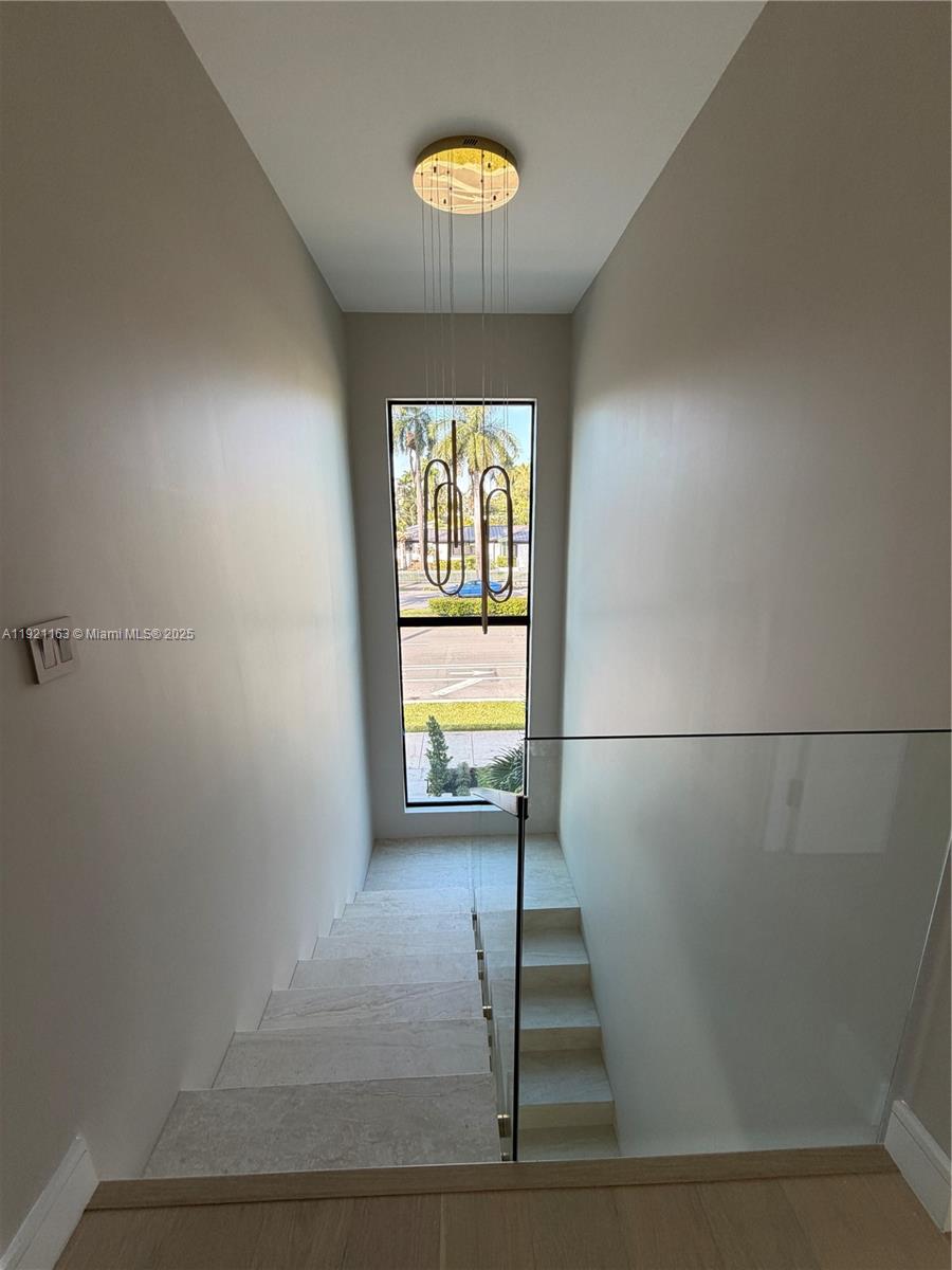 HOLLYWOOD LAKES SECTION 1 - Residential