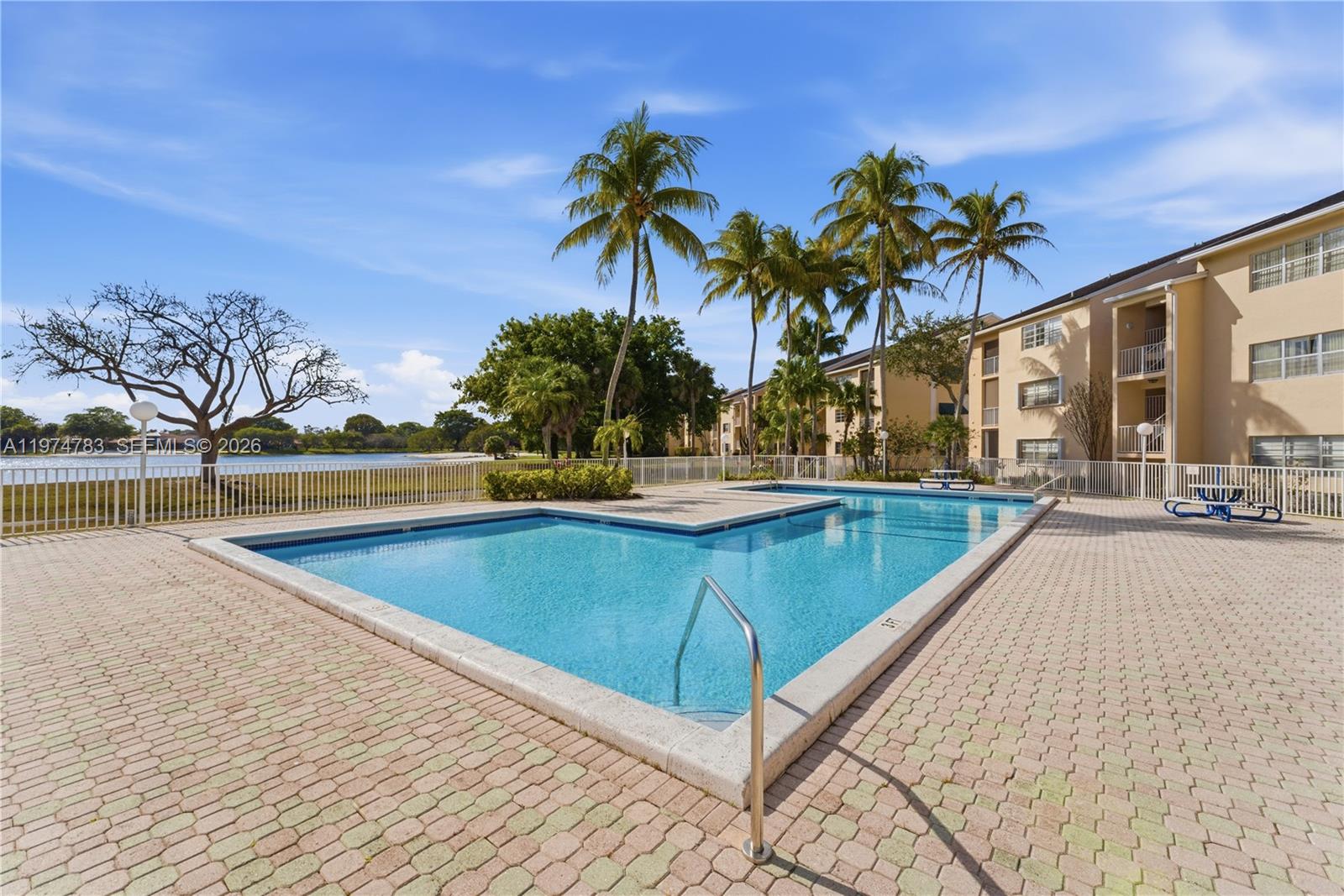 HAMMOCKS TRAILS CONDO - Residential