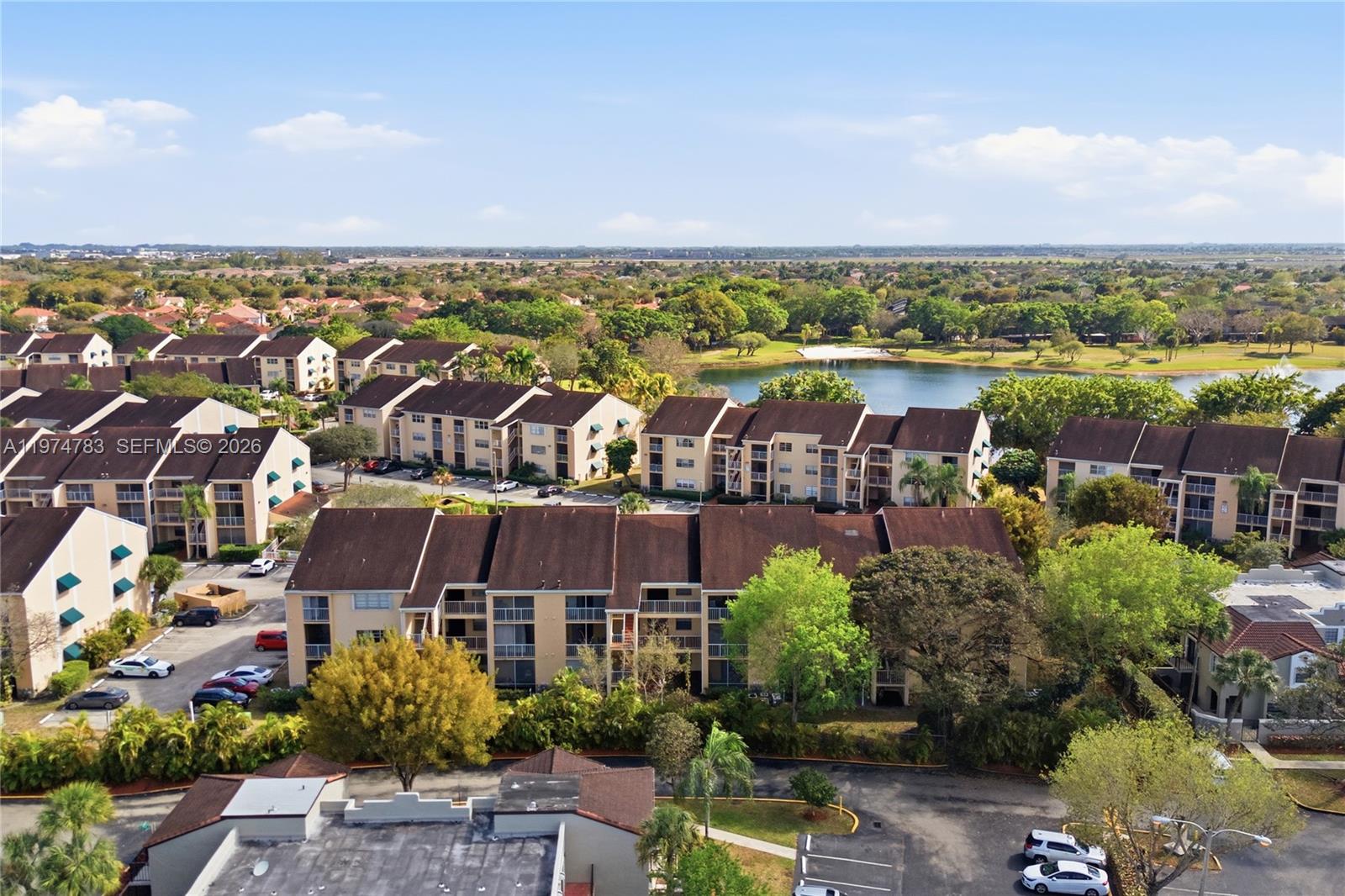 HAMMOCKS TRAILS CONDO - Residential
