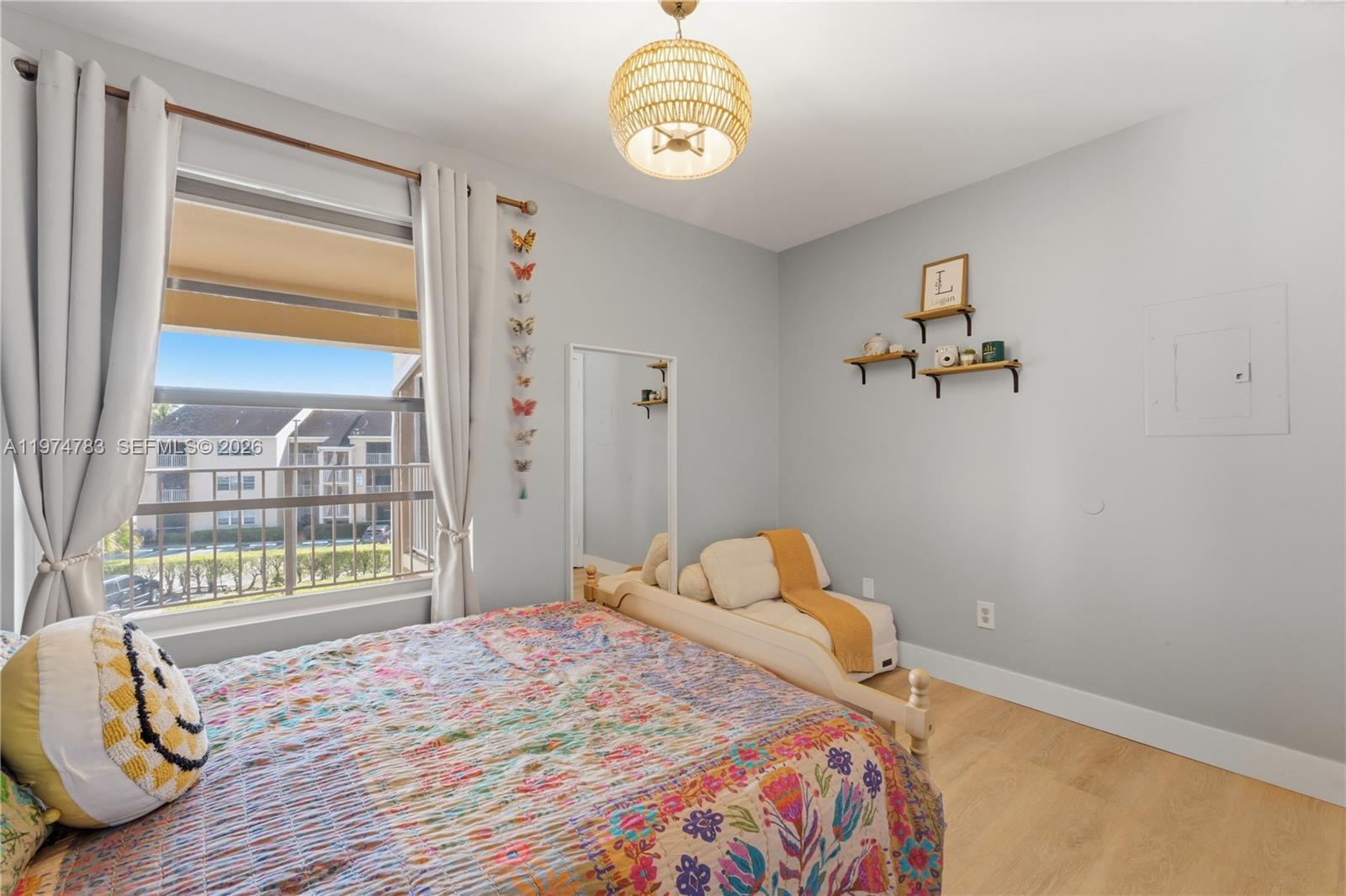 HAMMOCKS TRAILS CONDO - Residential