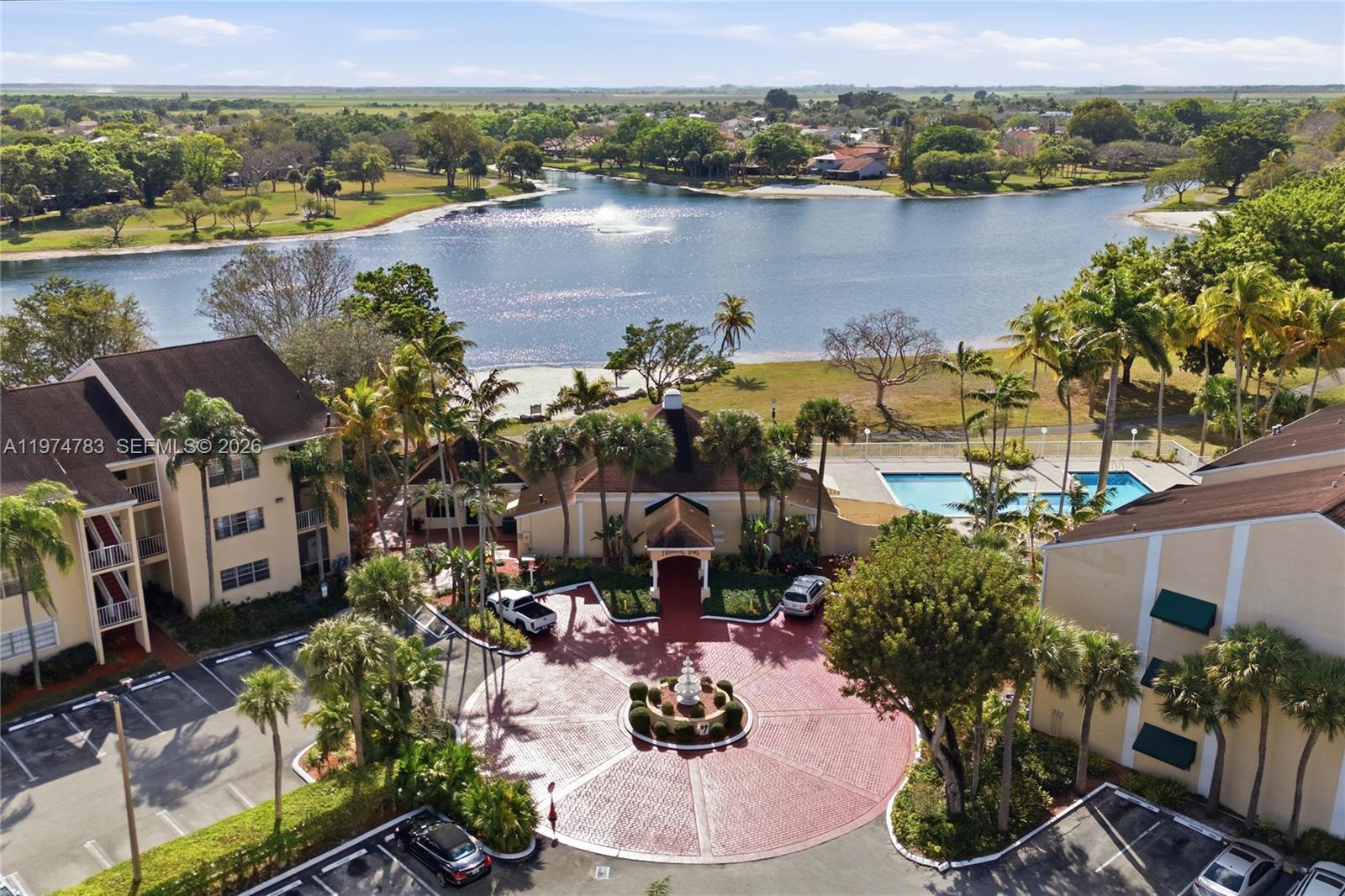 HAMMOCKS TRAILS CONDO - Residential