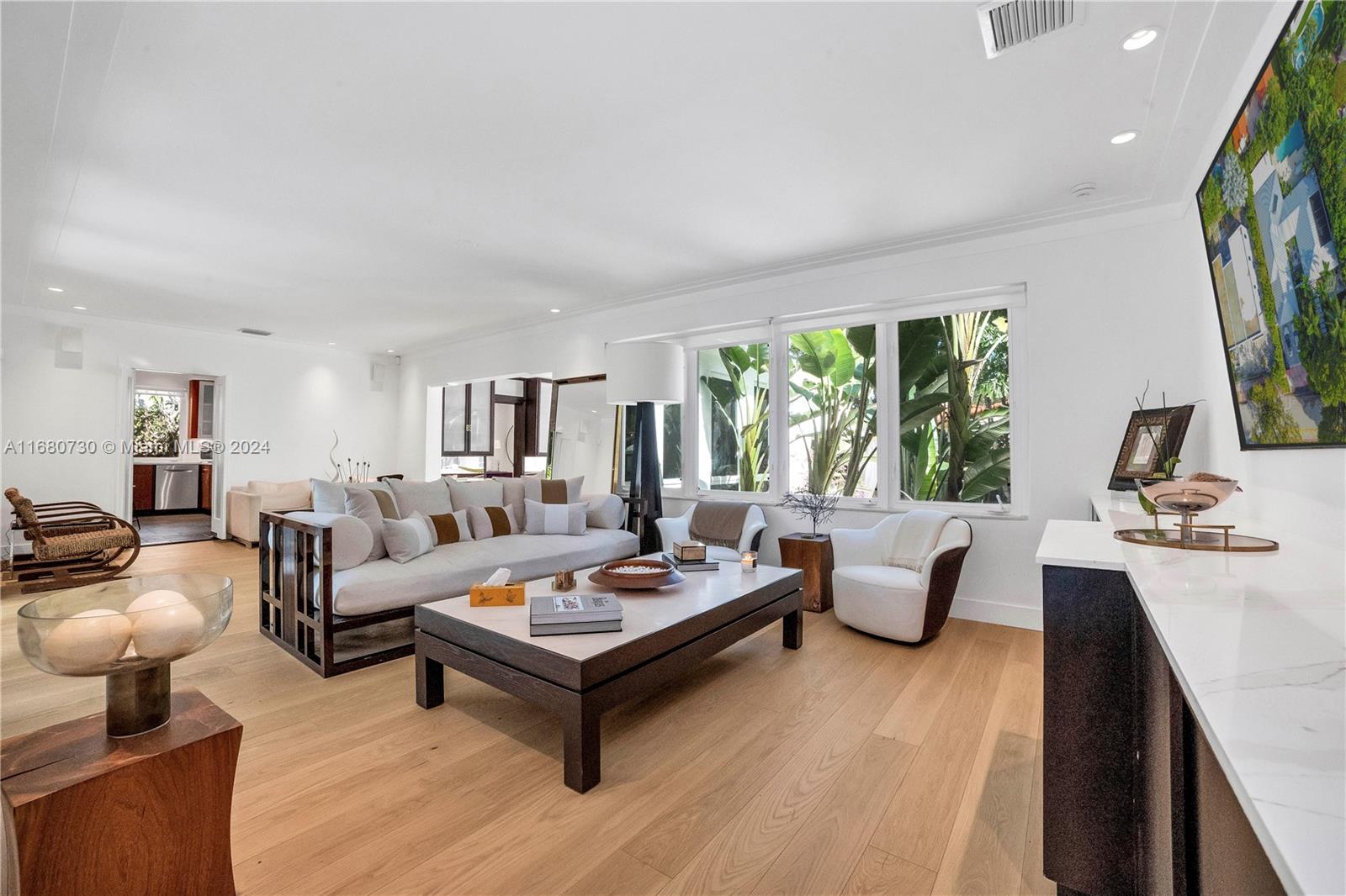 NAUTILUS EXTENSION - Residential