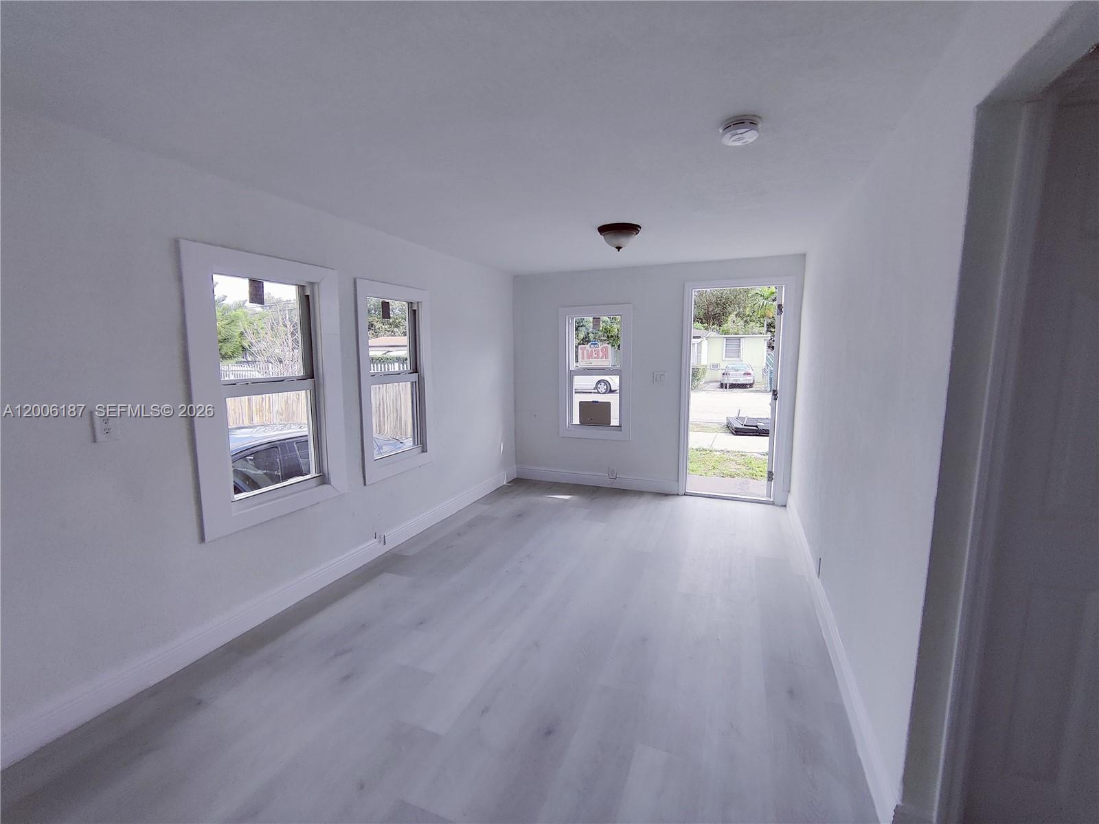 FLORAL HEIGHTS SEC B - Residential Income