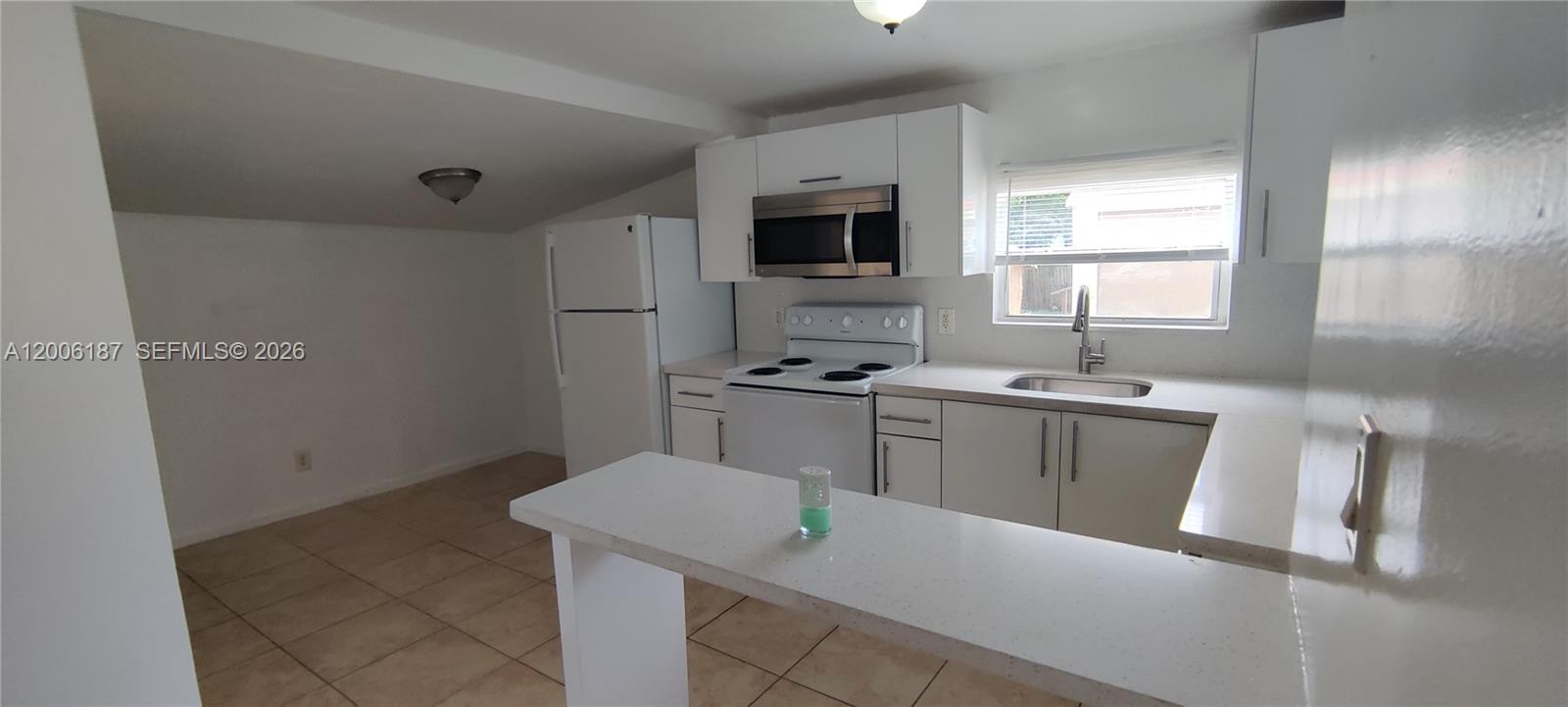 FLORAL HEIGHTS SEC B - Residential Income