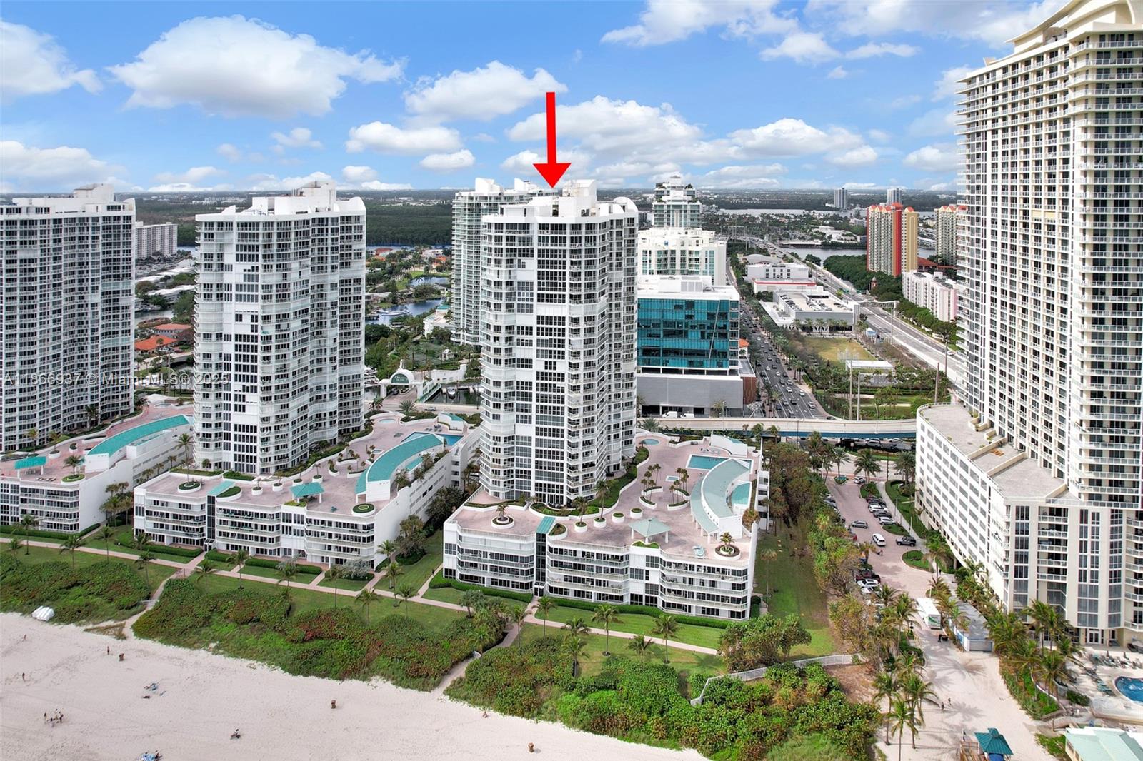 OCEANIA III CONDO - Residential