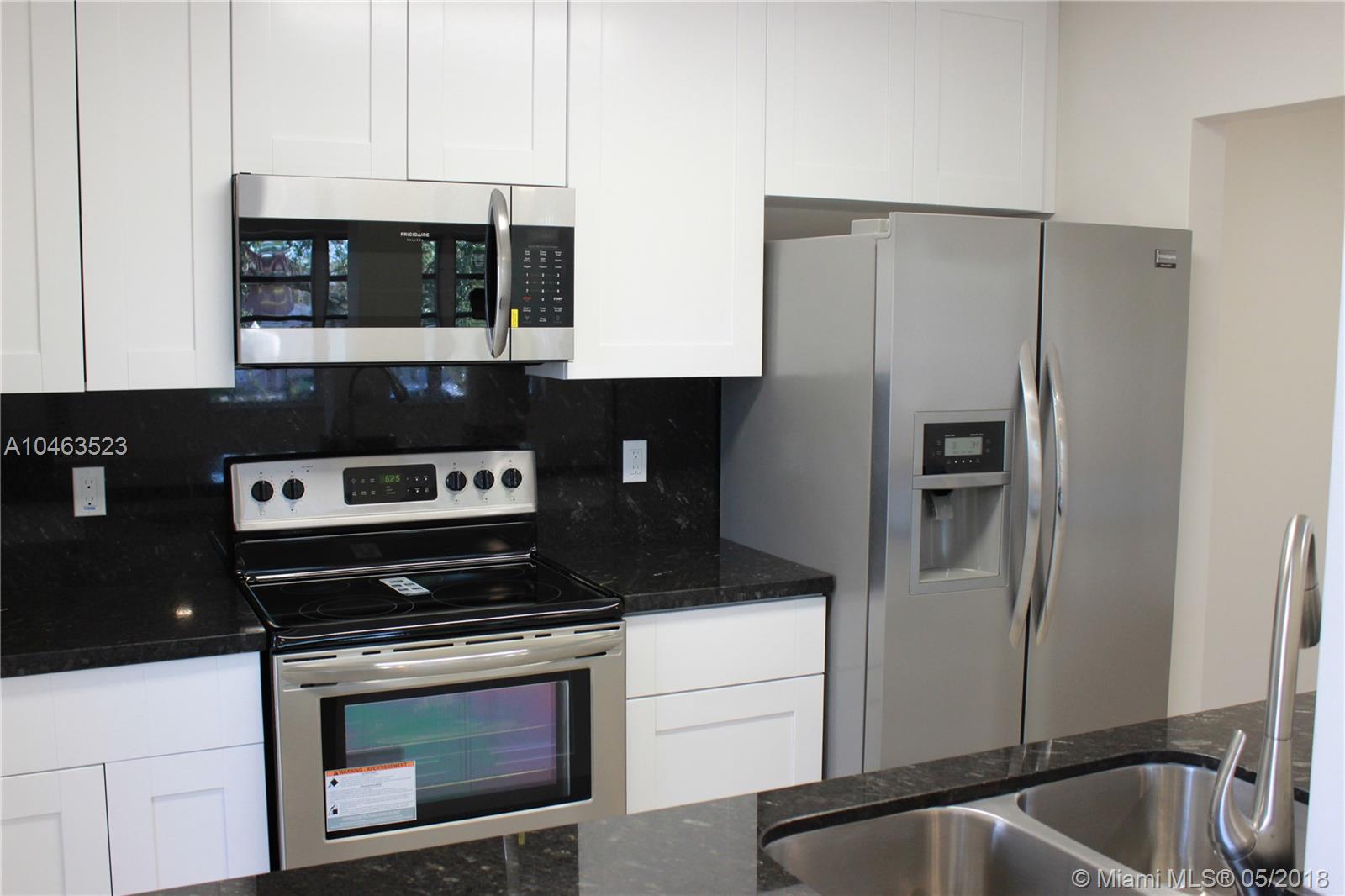 HAMPTON COURT CONDO - Residential Lease