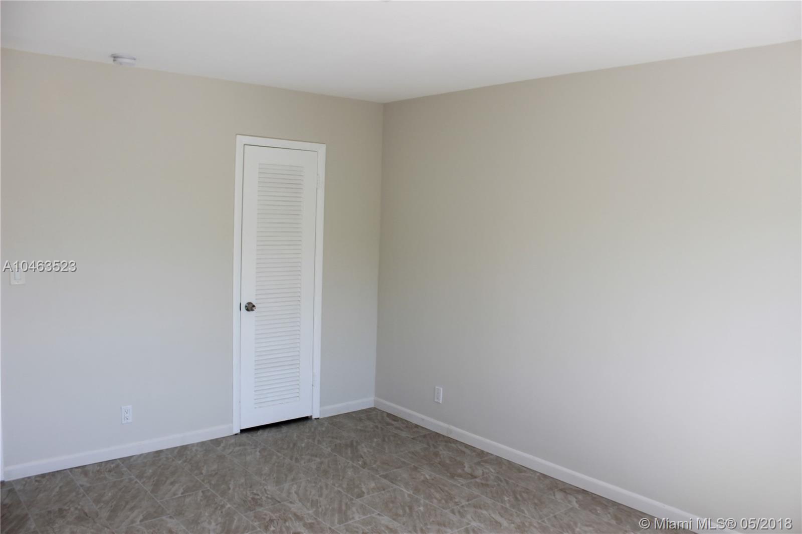 HAMPTON COURT CONDO - Residential Lease