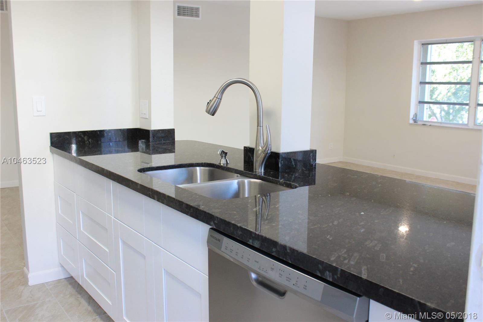 HAMPTON COURT CONDO - Residential Lease