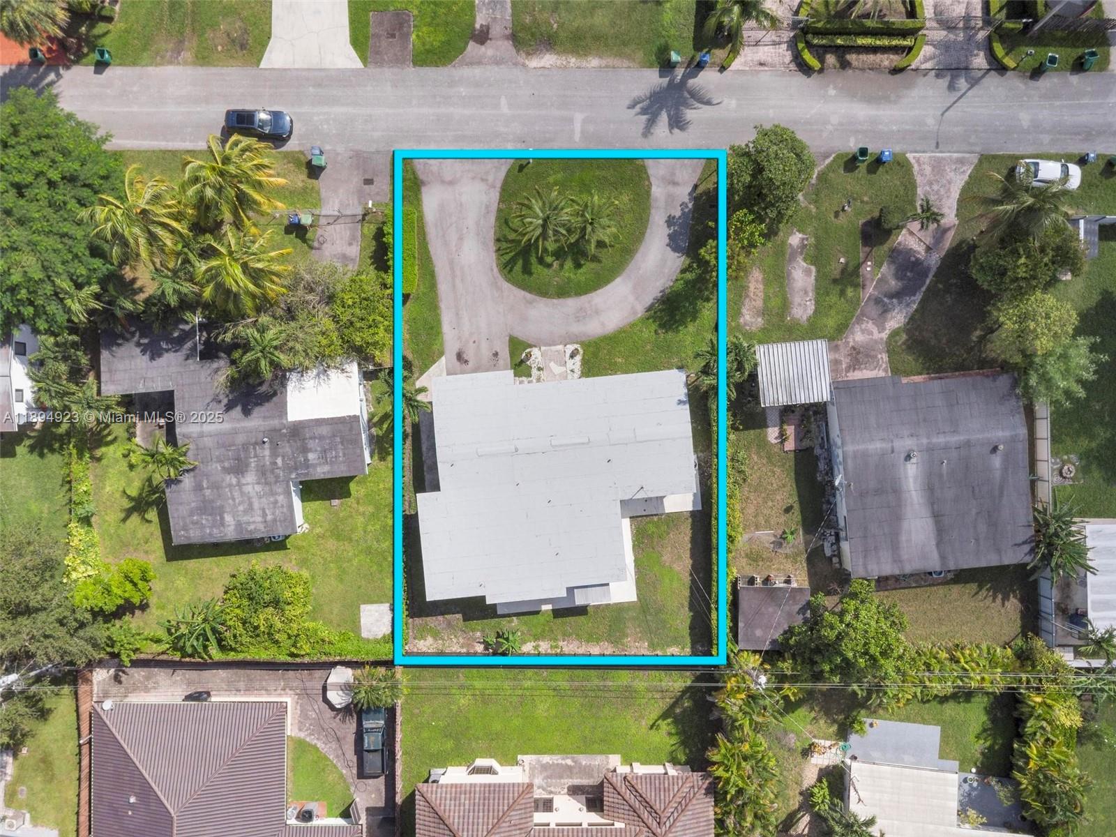 TROPICAL GARDENS ESTATES - Residential Lease