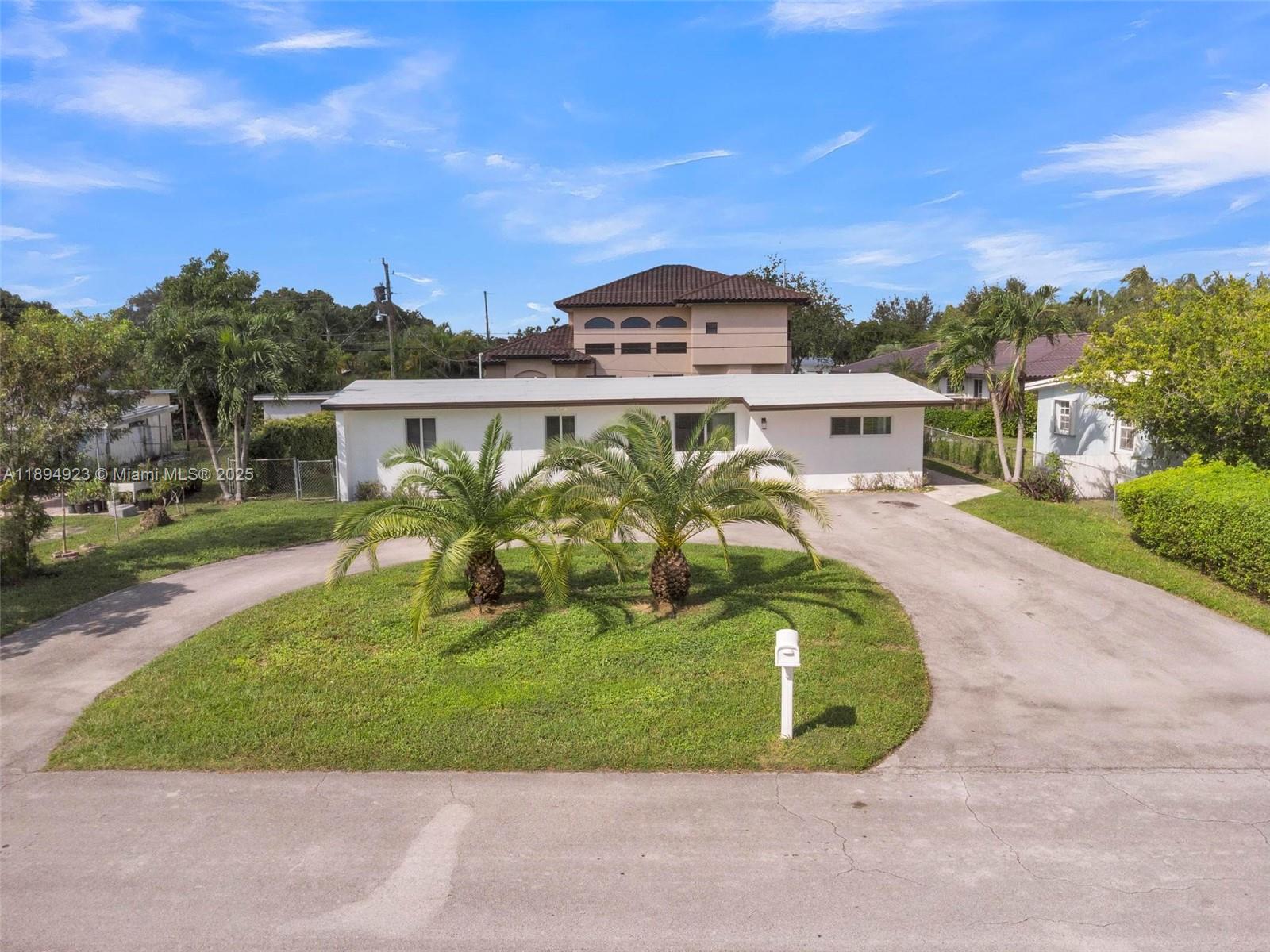 TROPICAL GARDENS ESTATES - Residential Lease