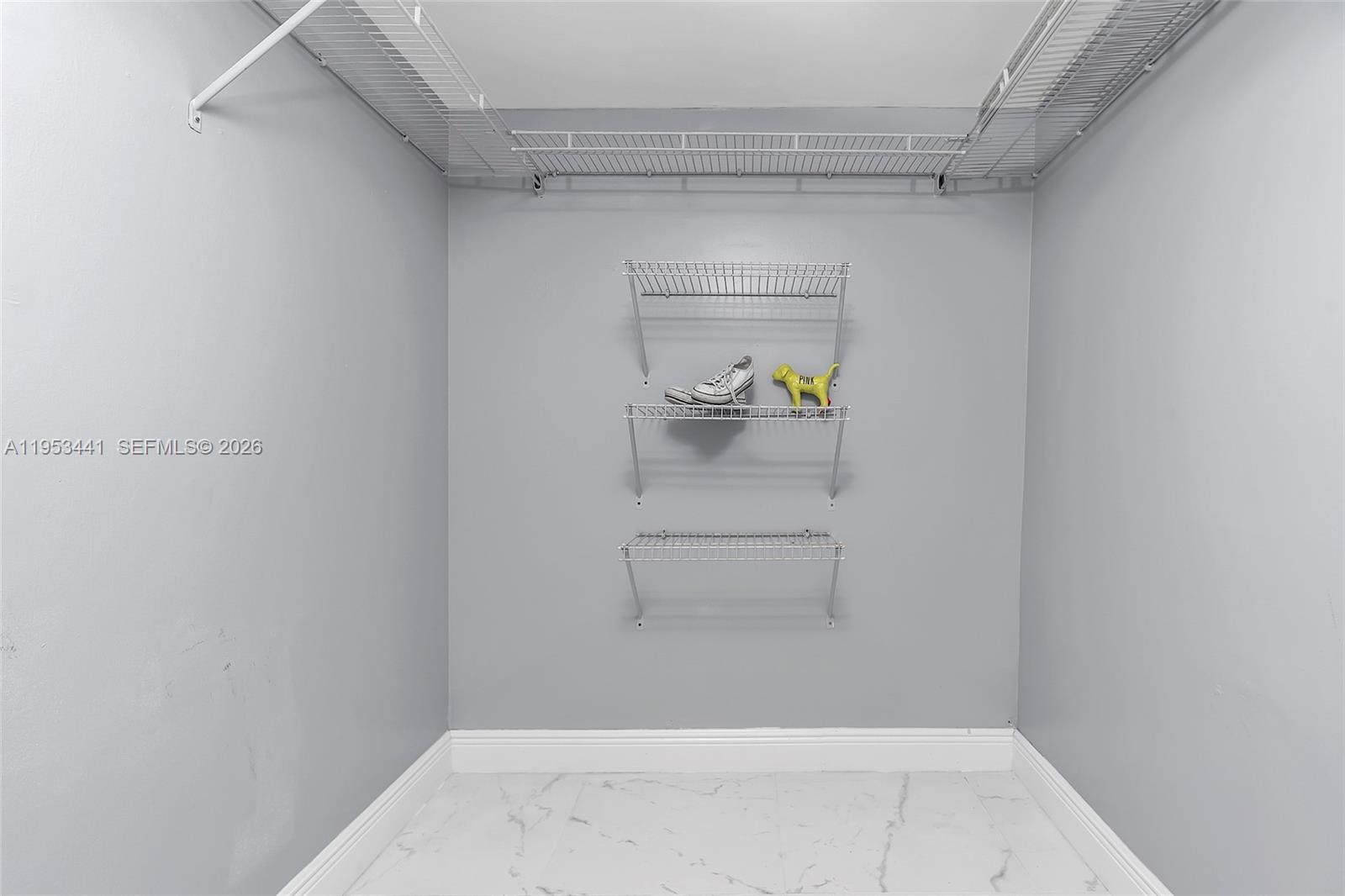 GARDEN LAKES OF INVERRARY - Residential